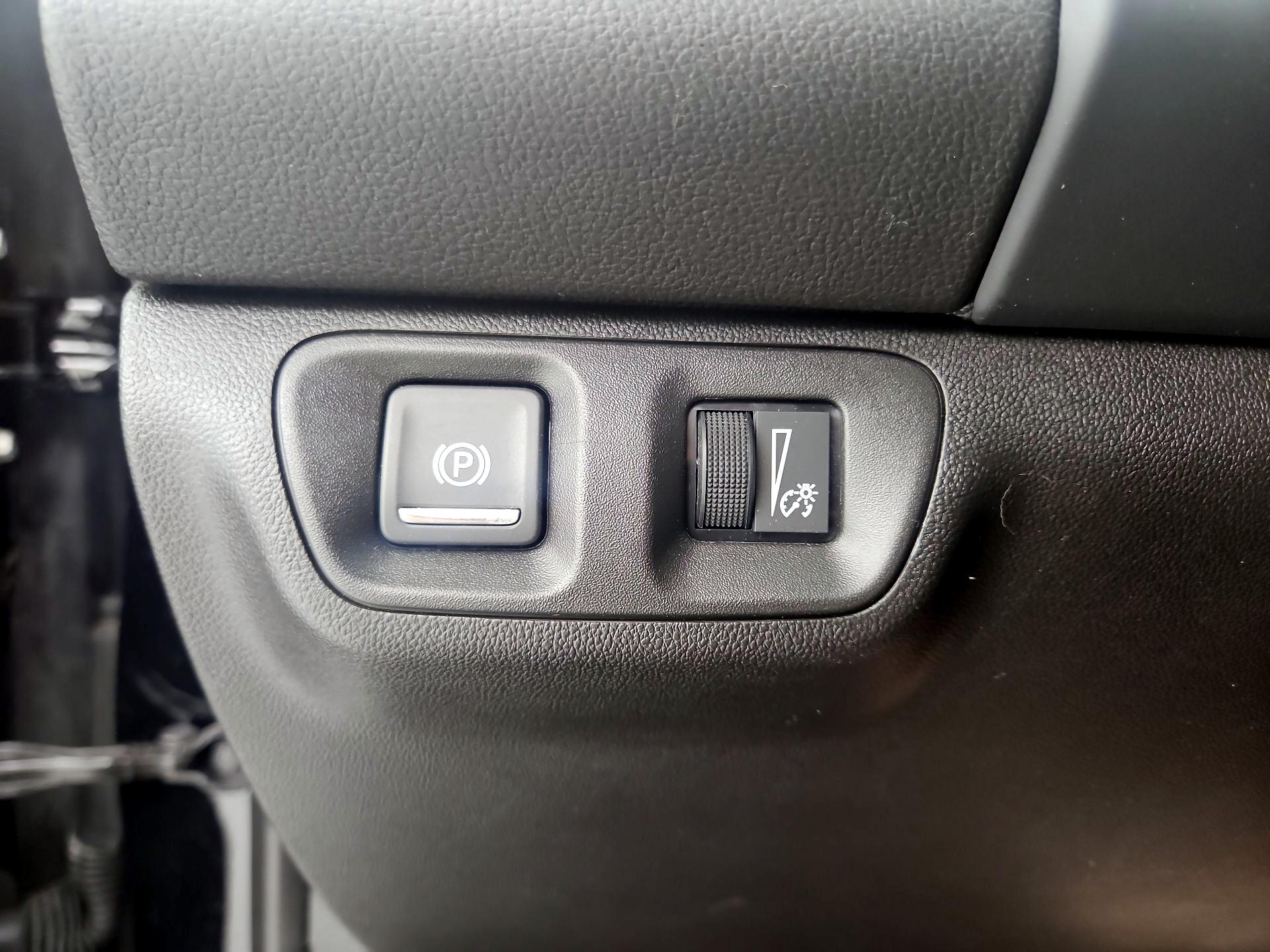 Thumbnail: 2023 GMC Acadia - 13