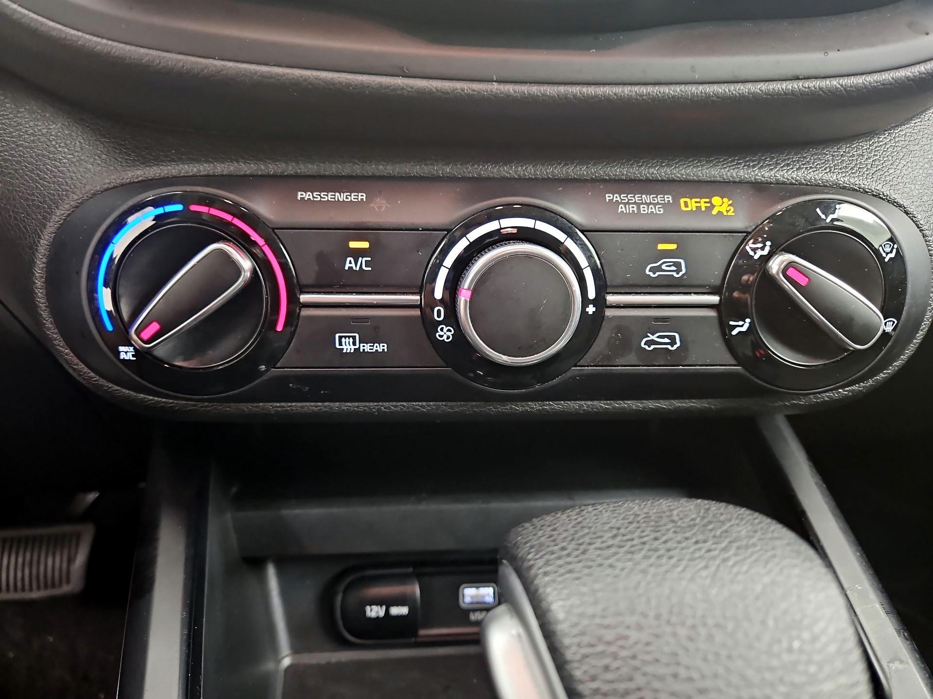 Thumbnail: 2024 Kia Soul - 16