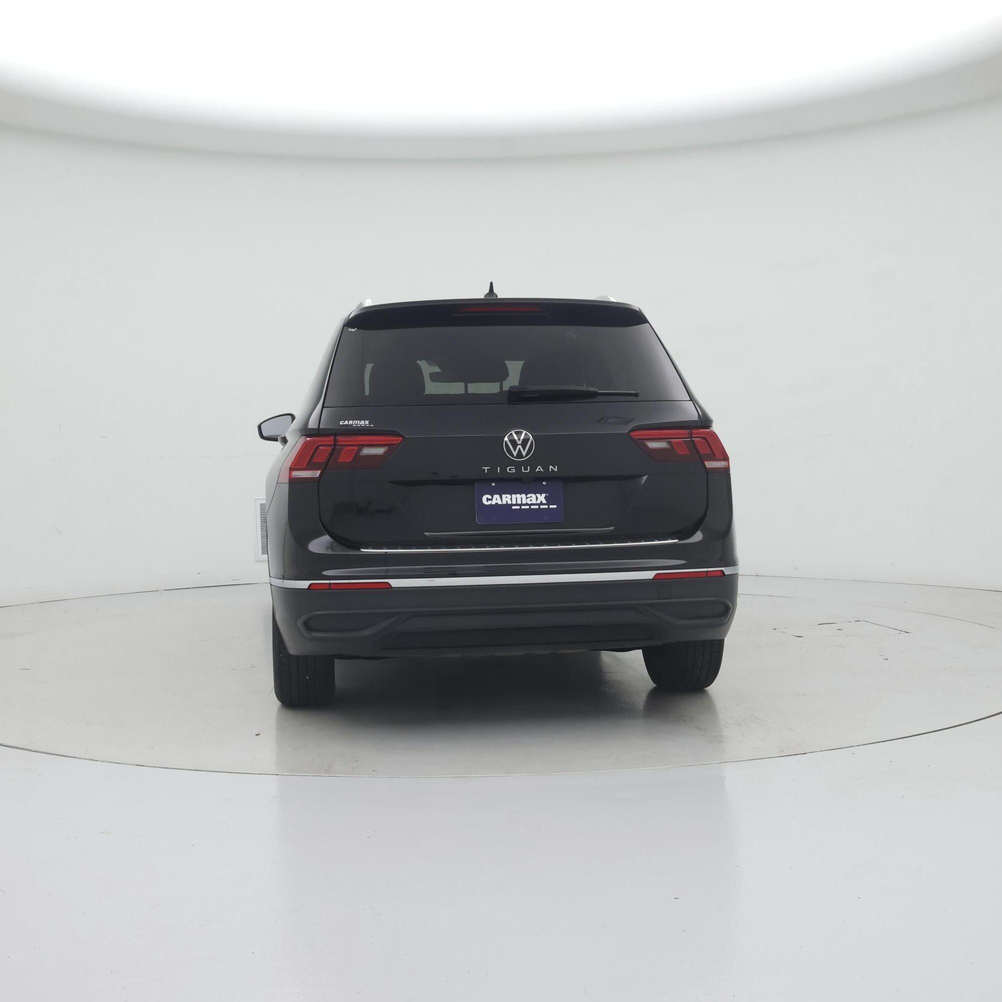 Thumbnail: 2024 Volkswagen Tiguan - 6