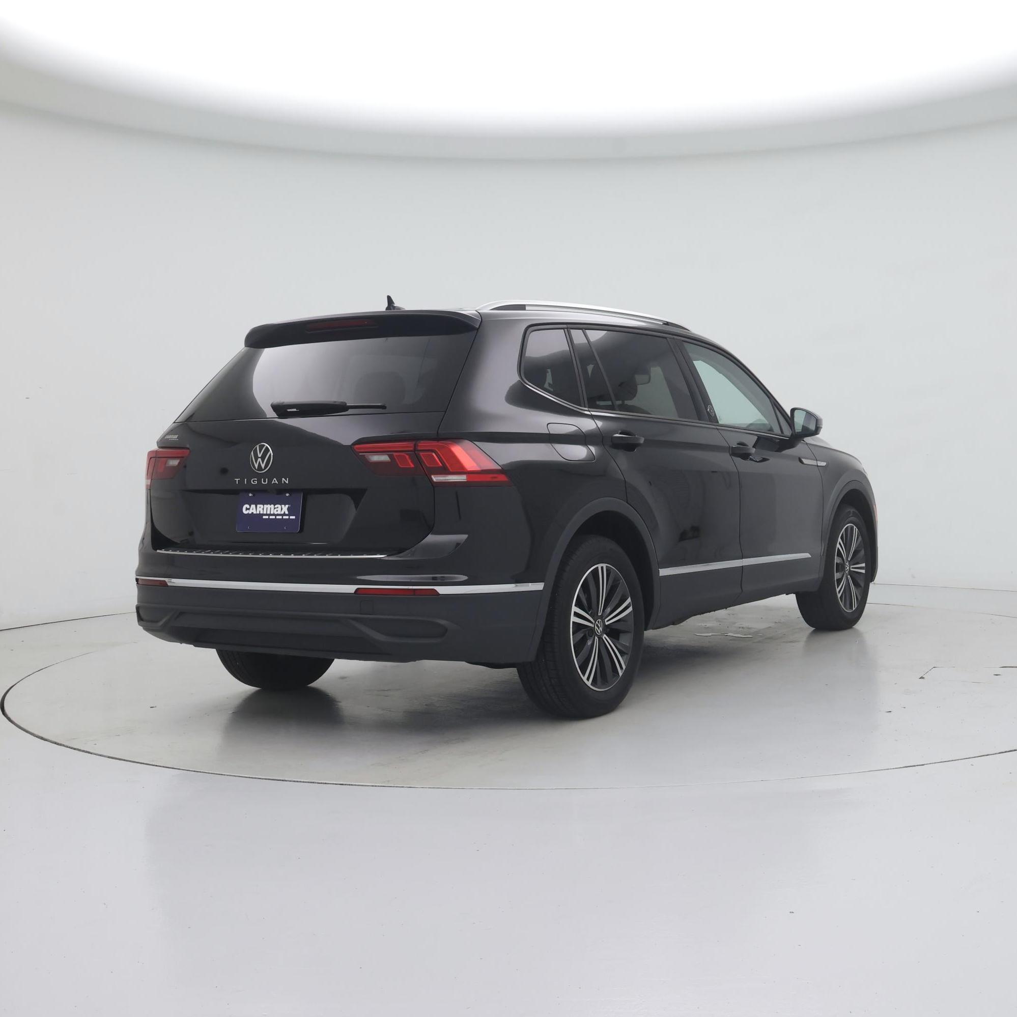 Thumbnail: 2024 Volkswagen Tiguan - 8