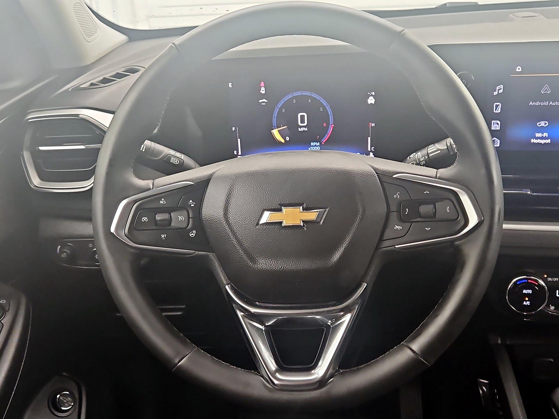 Thumbnail: 2025 Chevrolet TrailBlazer - 10