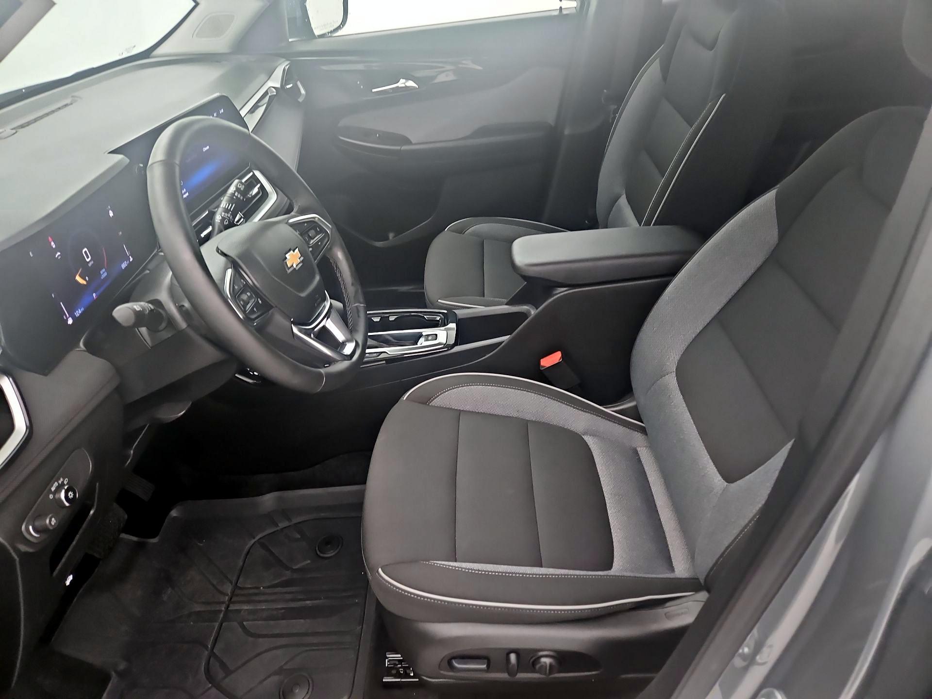 Thumbnail: 2025 Chevrolet TrailBlazer - 11