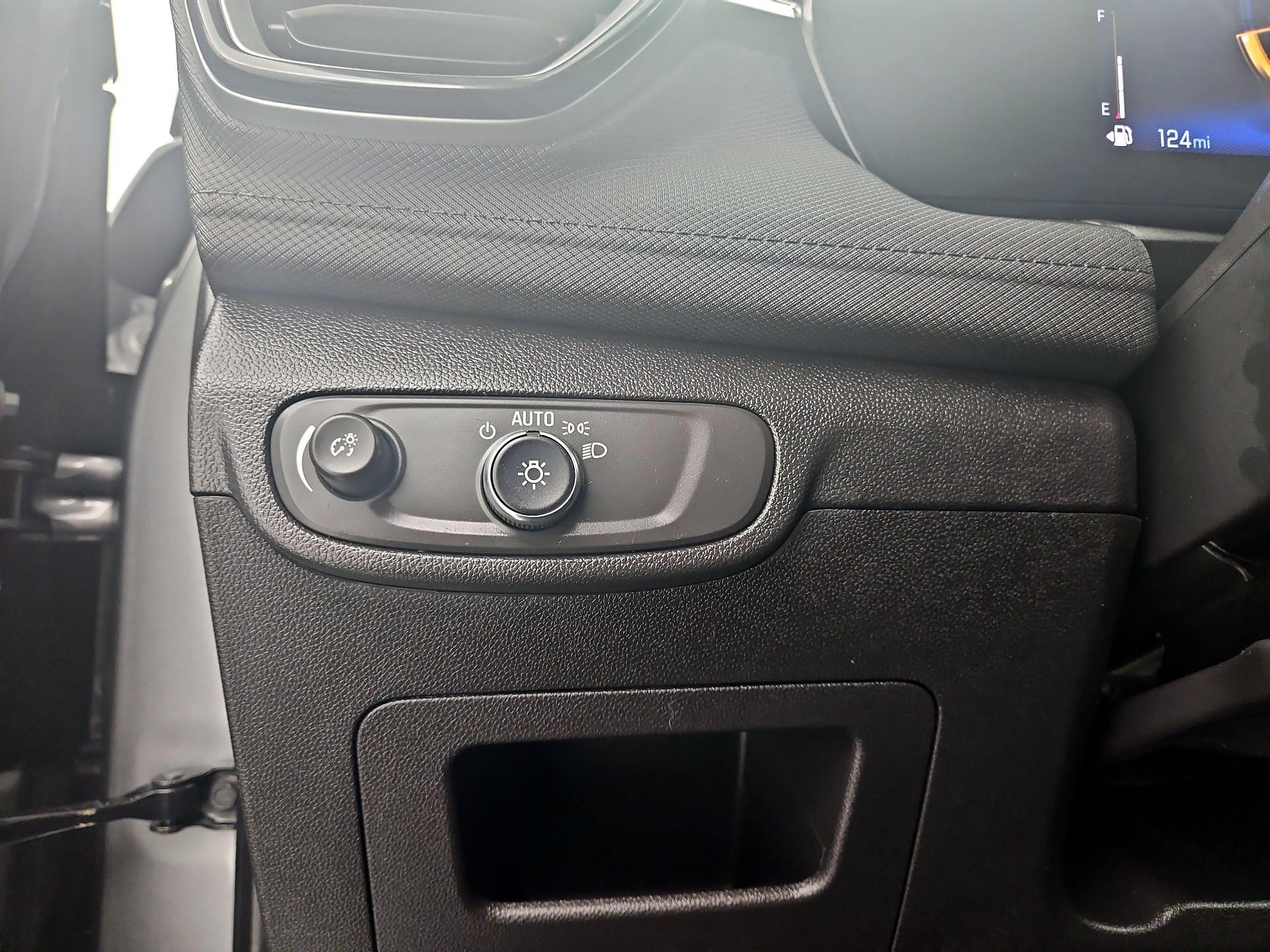 Thumbnail: 2025 Chevrolet TrailBlazer - 13