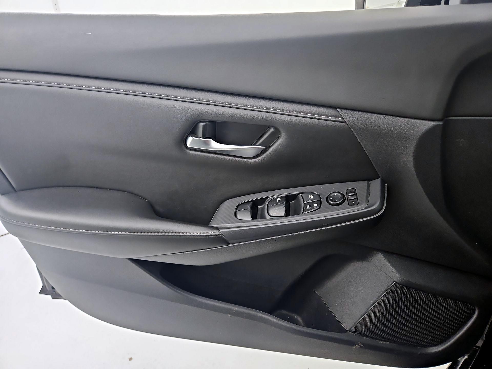 Thumbnail: 2023 Nissan Sentra - 12