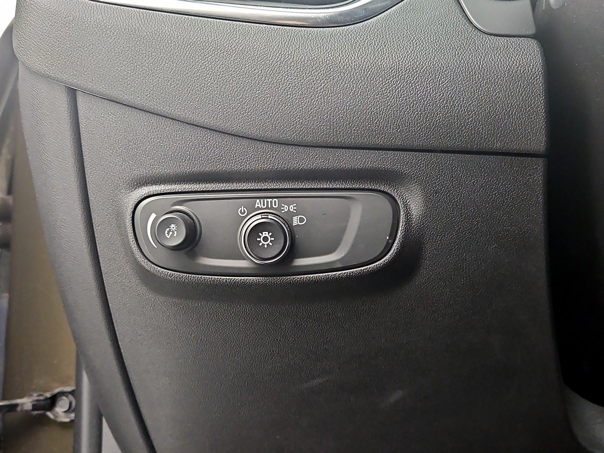 Thumbnail: 2023 Chevrolet Equinox - 13