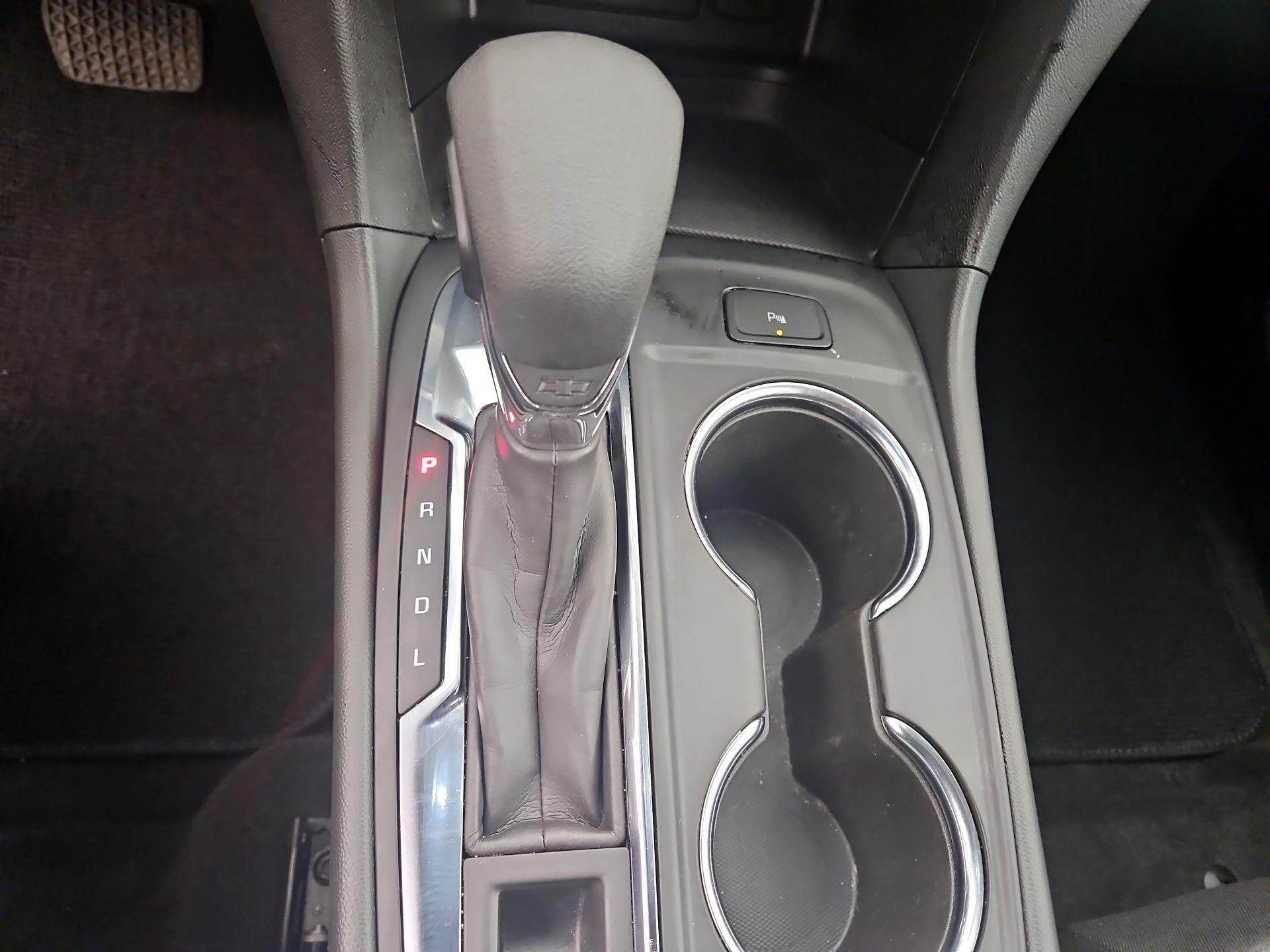 Thumbnail: 2023 Chevrolet Equinox - 17