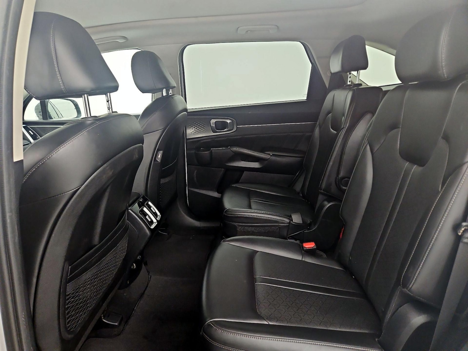 2023 Kia Sorento SX - Photo 22