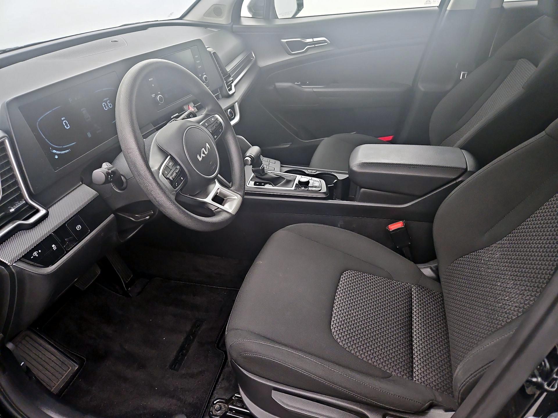 Thumbnail: 2024 Kia Sportage - 11