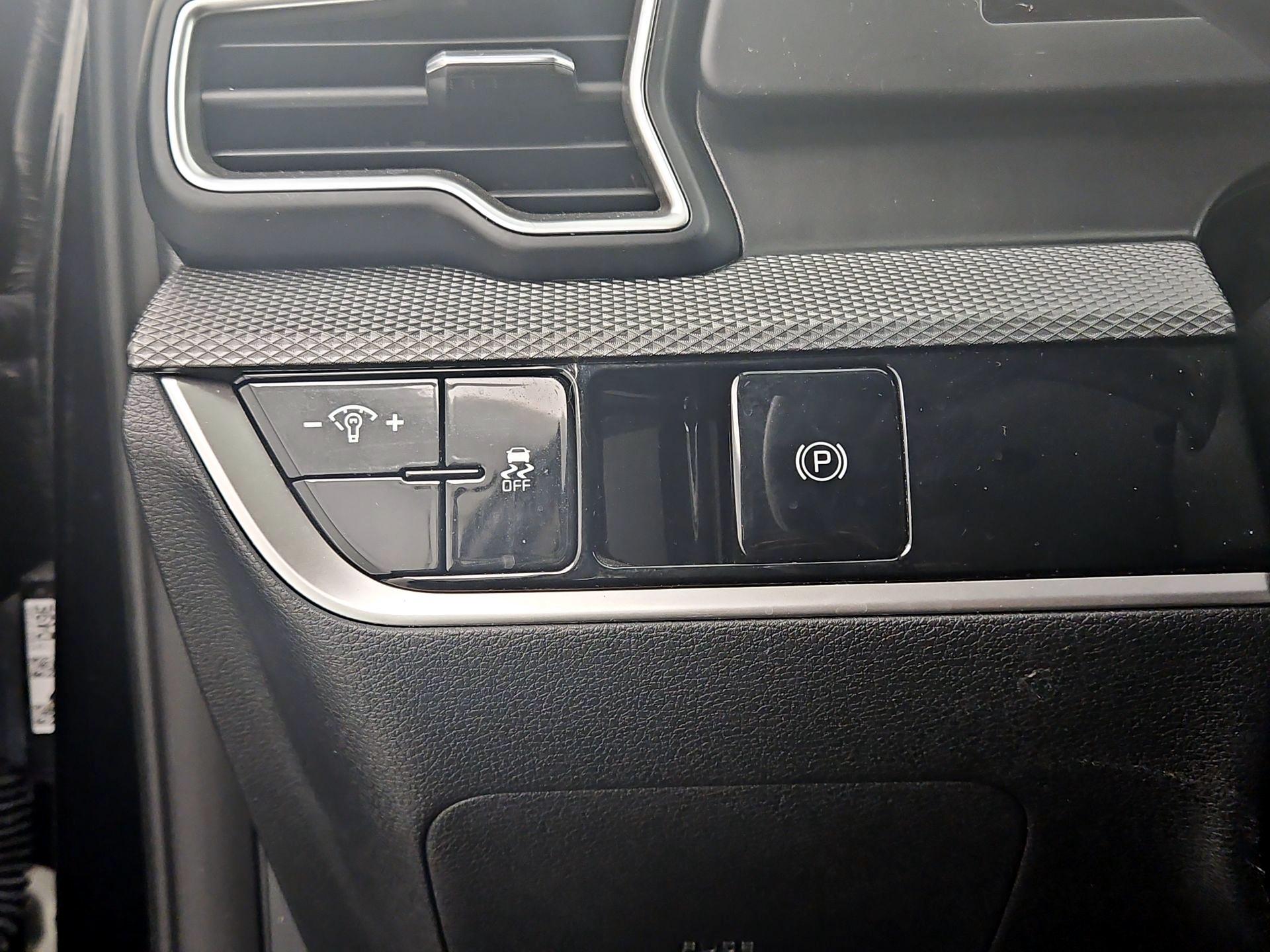 Thumbnail: 2024 Kia Sportage - 13