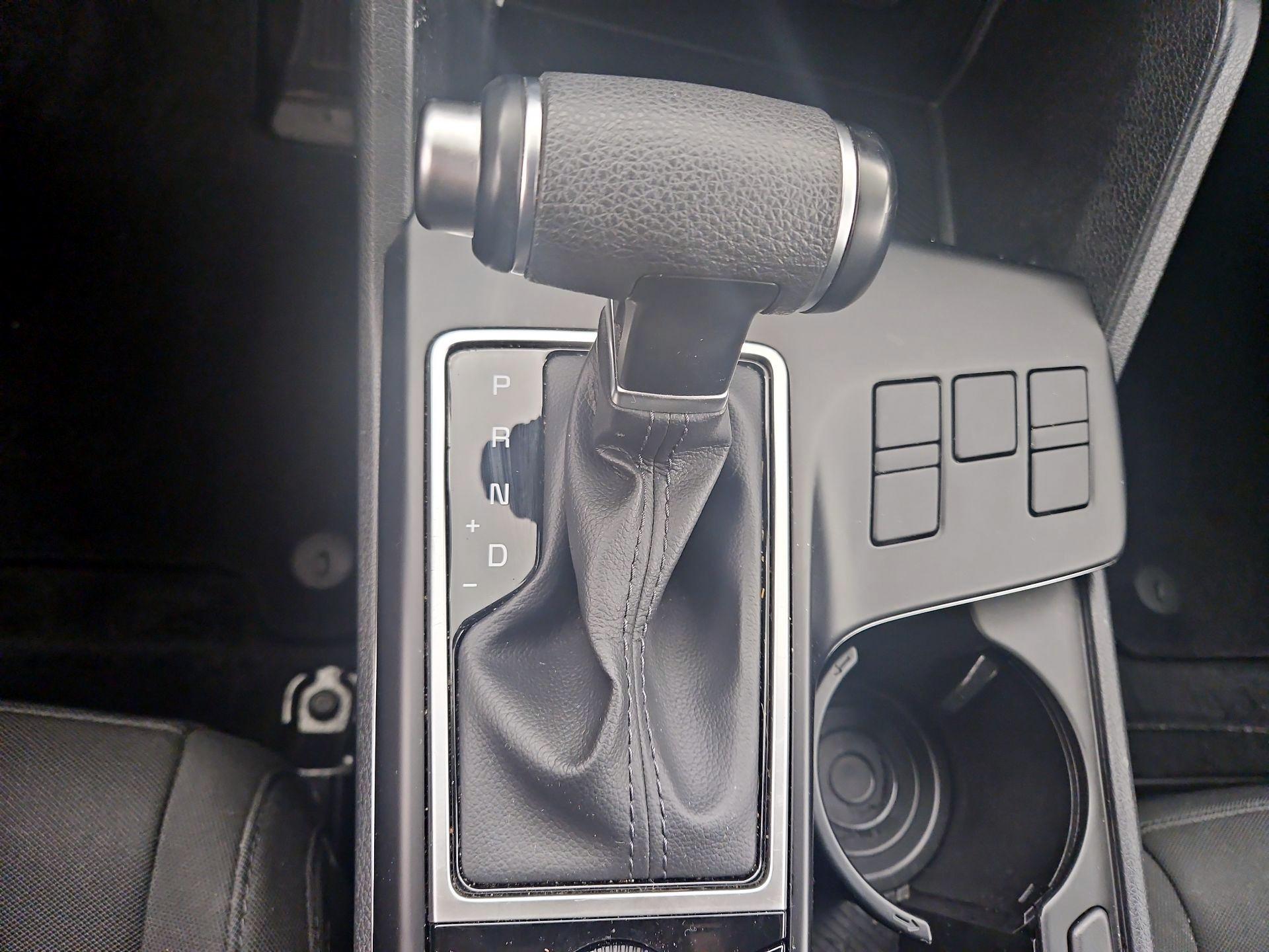 Thumbnail: 2024 Kia Sportage - 17