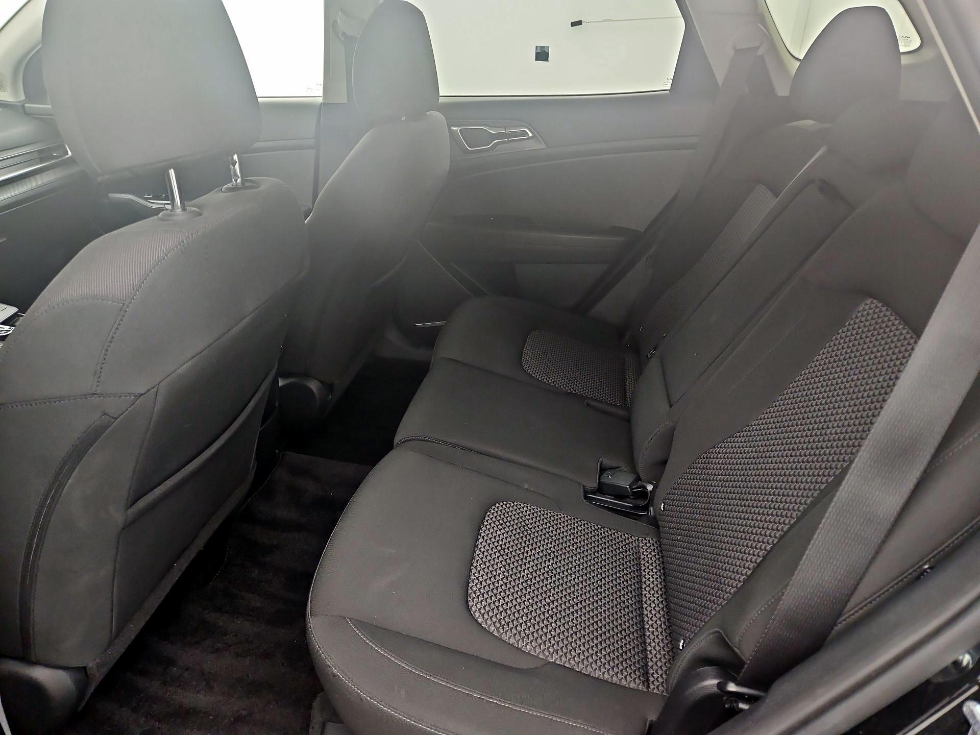 Thumbnail: 2024 Kia Sportage - 19