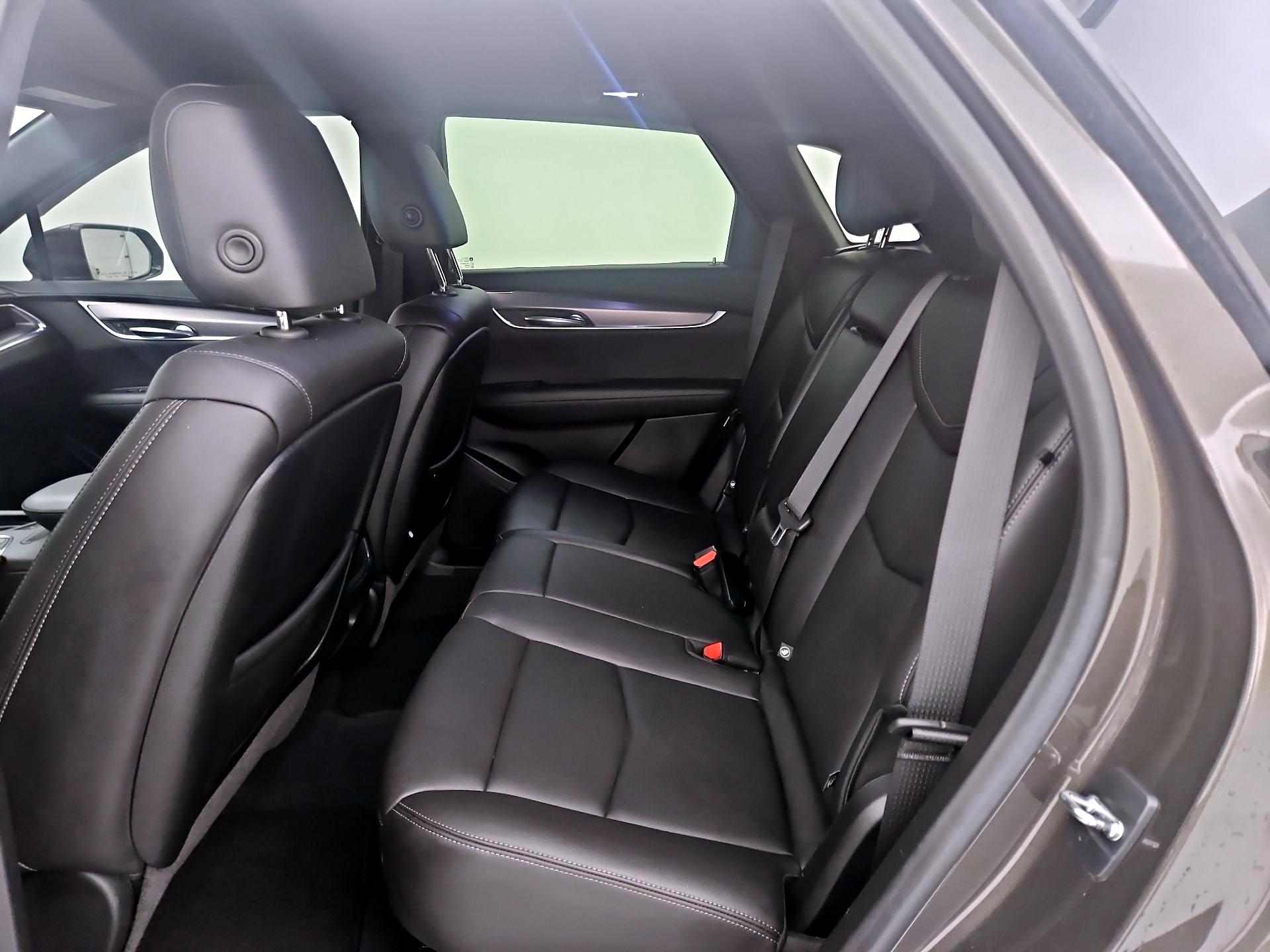 Thumbnail: 2020 Cadillac XT5 - 19