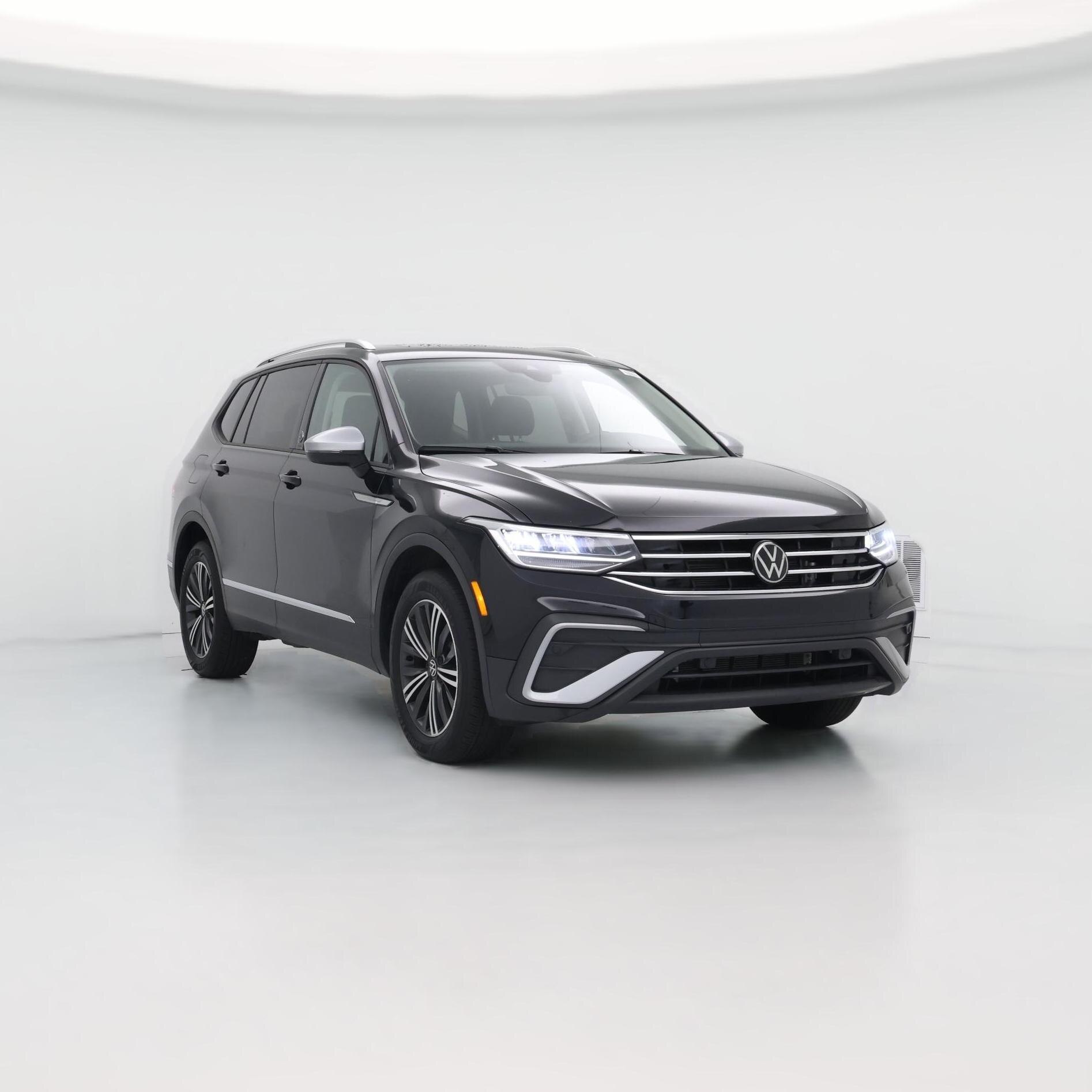Thumbnail: 2024 Volkswagen Tiguan - 1
