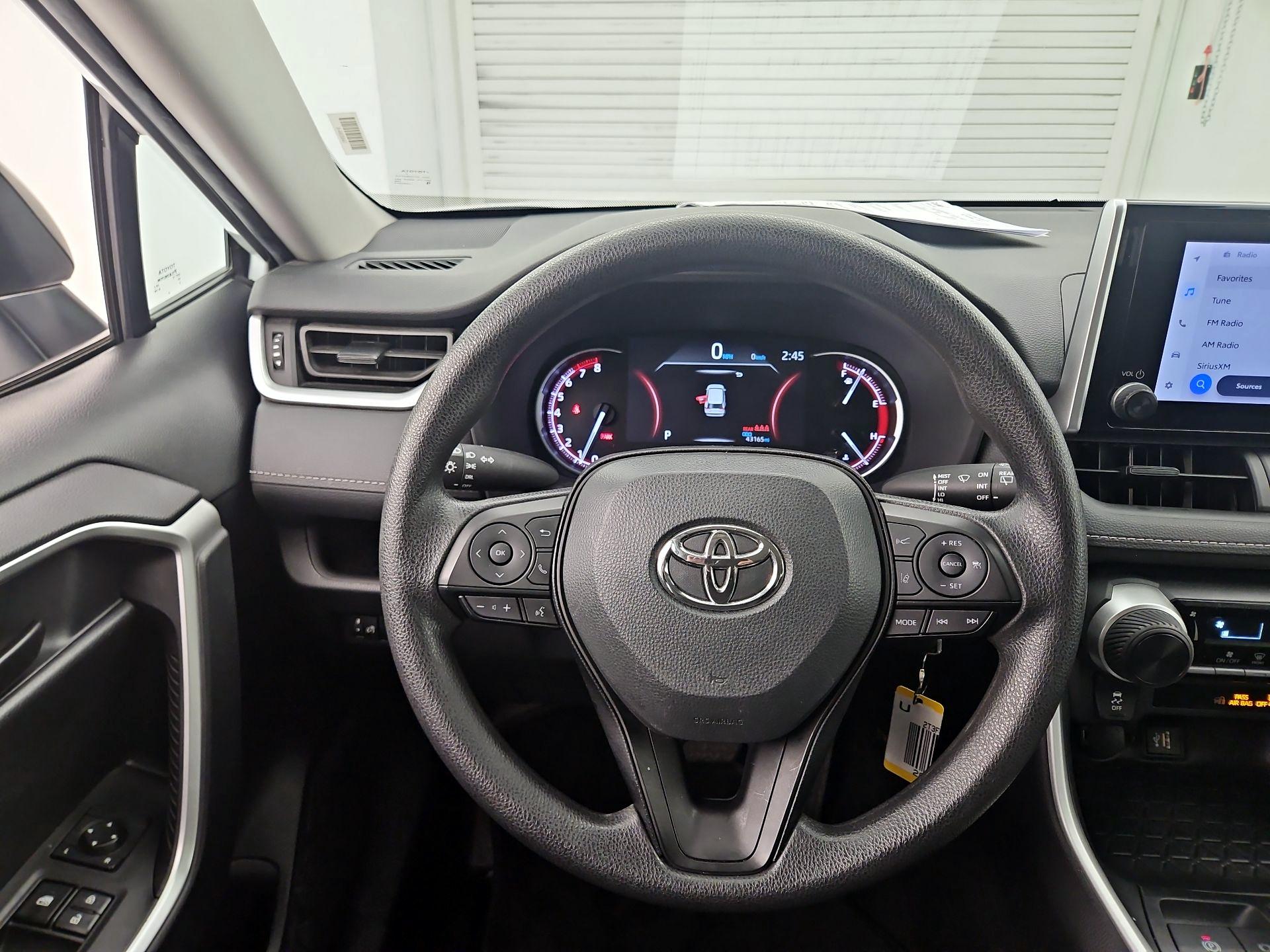 Thumbnail: 2024 Toyota RAV4 - 10