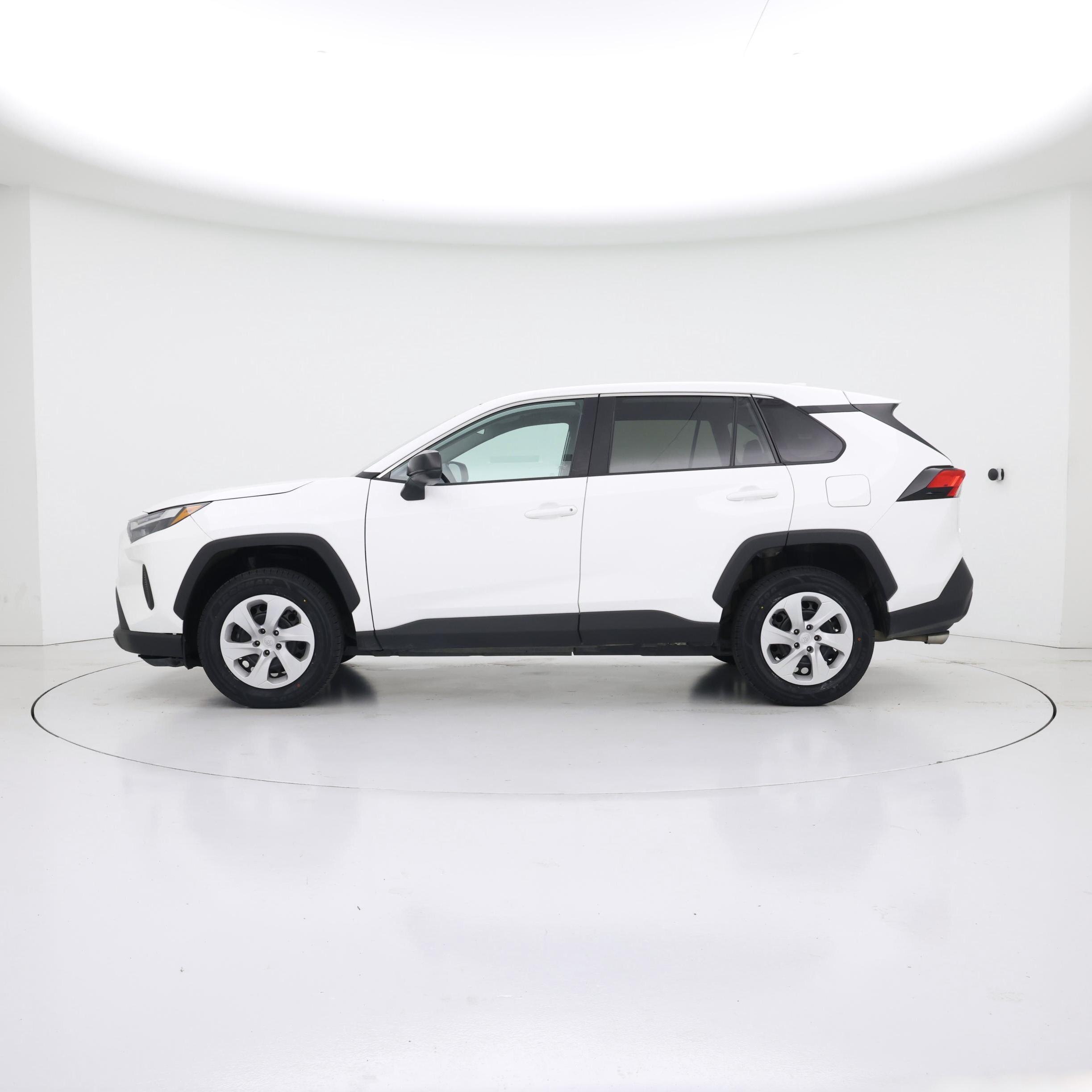 Thumbnail: 2024 Toyota RAV4 - 3
