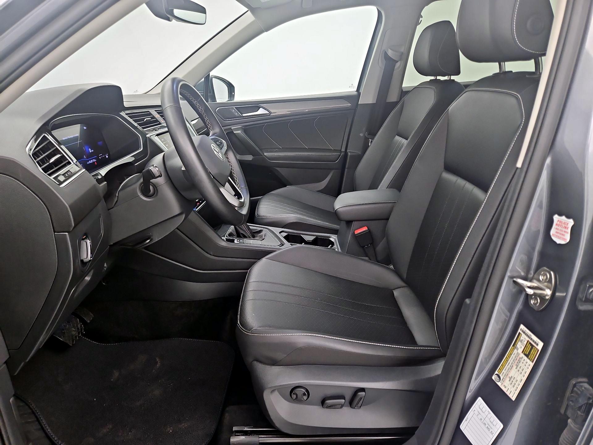 Thumbnail: 2024 Volkswagen Tiguan - 11