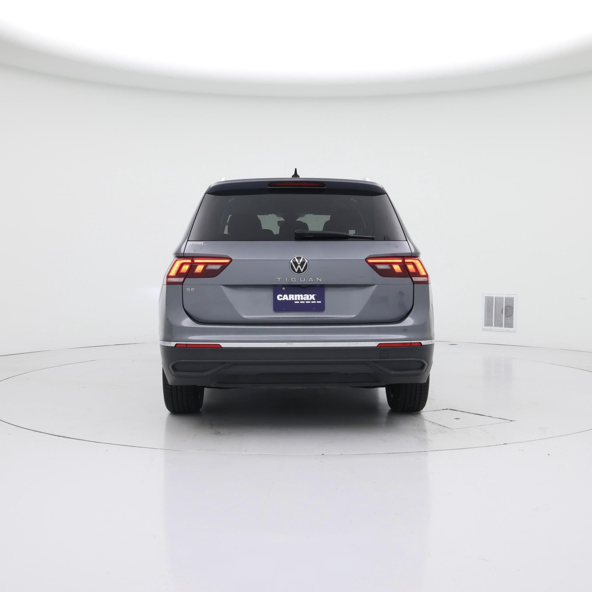 Thumbnail: 2024 Volkswagen Tiguan - 6