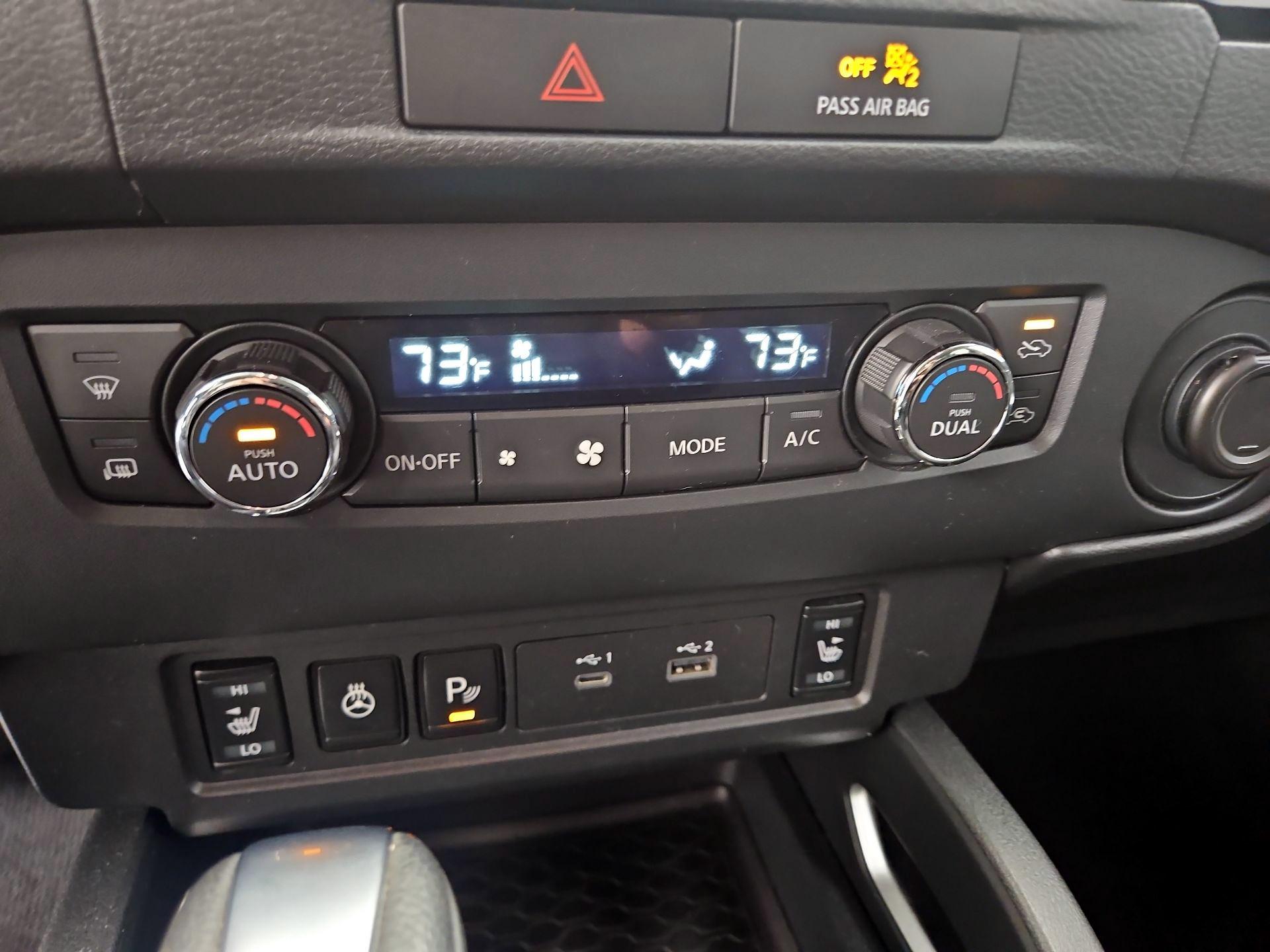 Thumbnail: 2022 Nissan Frontier - 16