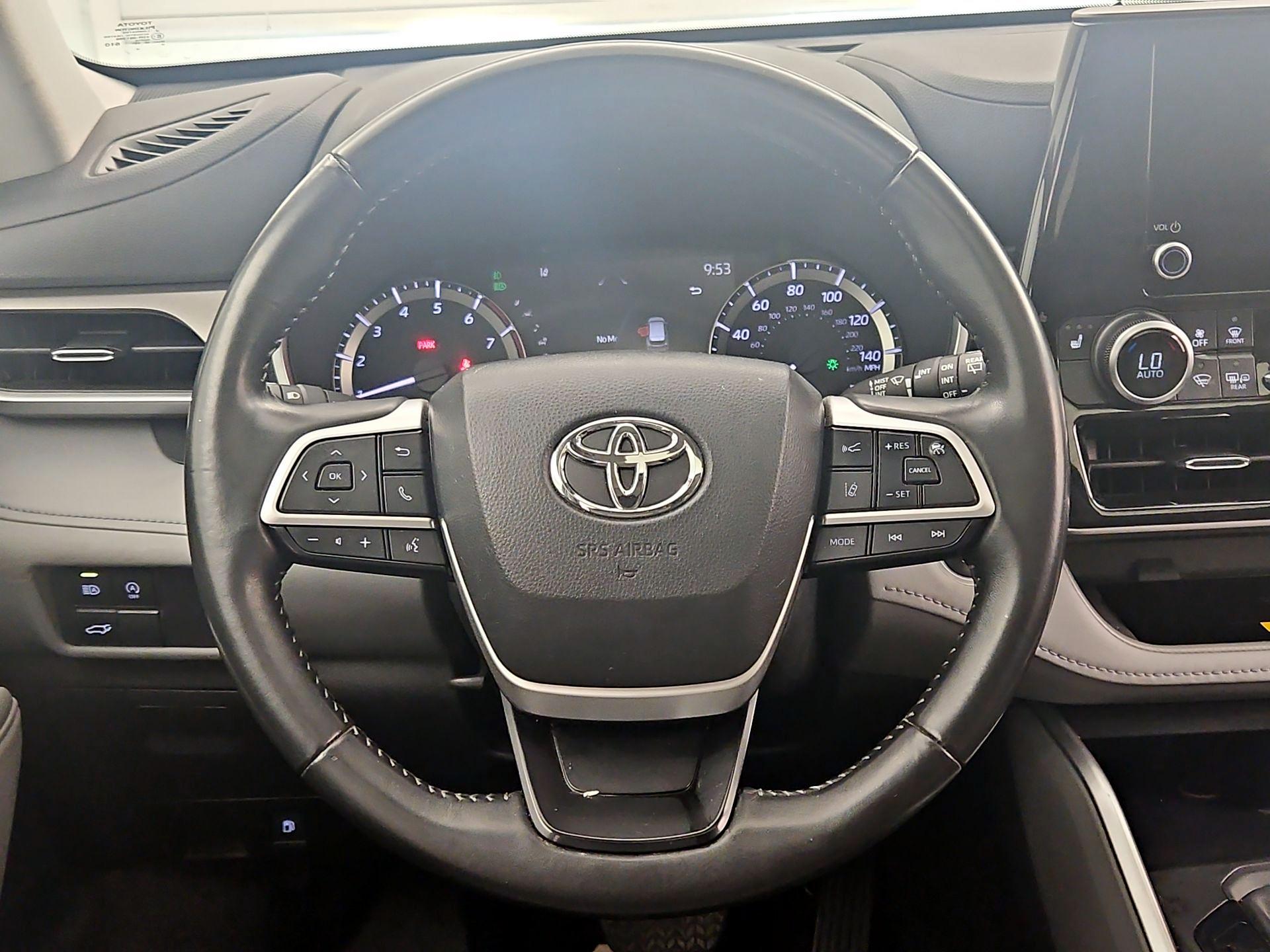 Thumbnail: 2024 Toyota Highlander - 10