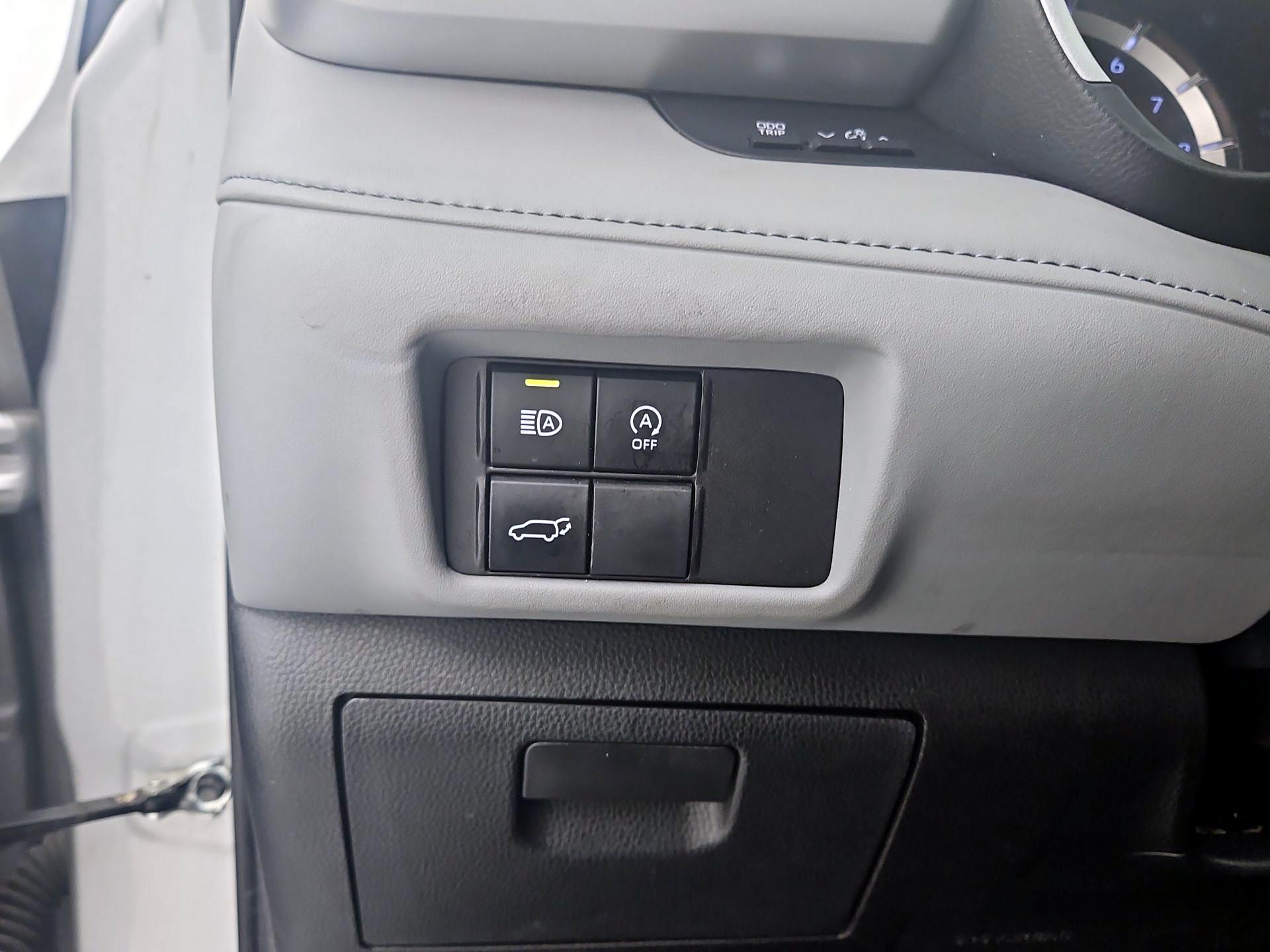 Thumbnail: 2024 Toyota Highlander - 13