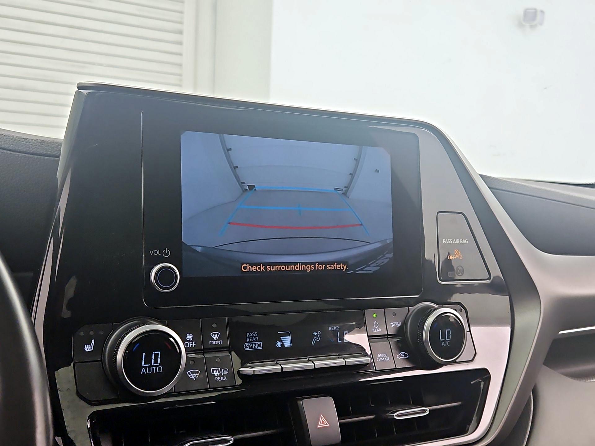 Thumbnail: 2024 Toyota Highlander - 14