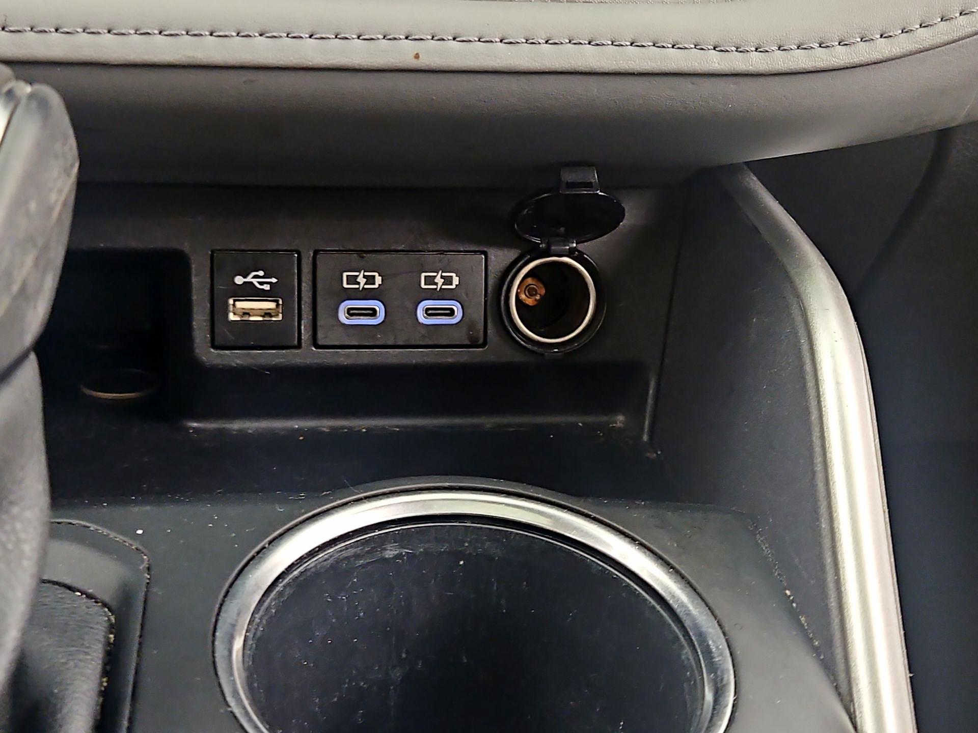 Thumbnail: 2024 Toyota Highlander - 18