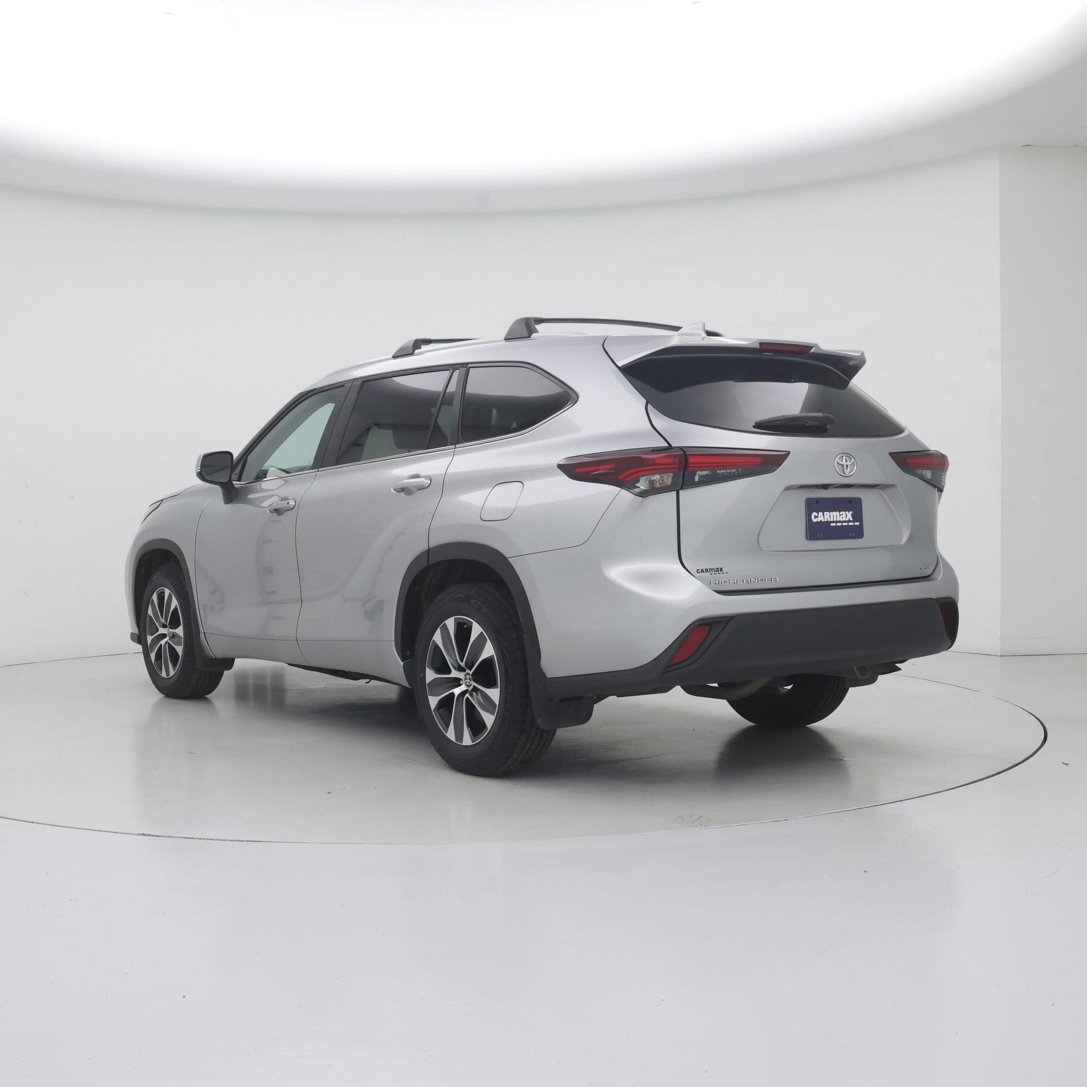Thumbnail: 2024 Toyota Highlander - 2