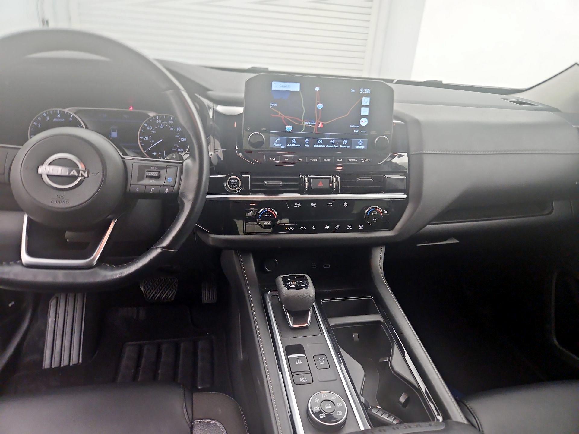 Thumbnail: 2022 Nissan Pathfinder - 9