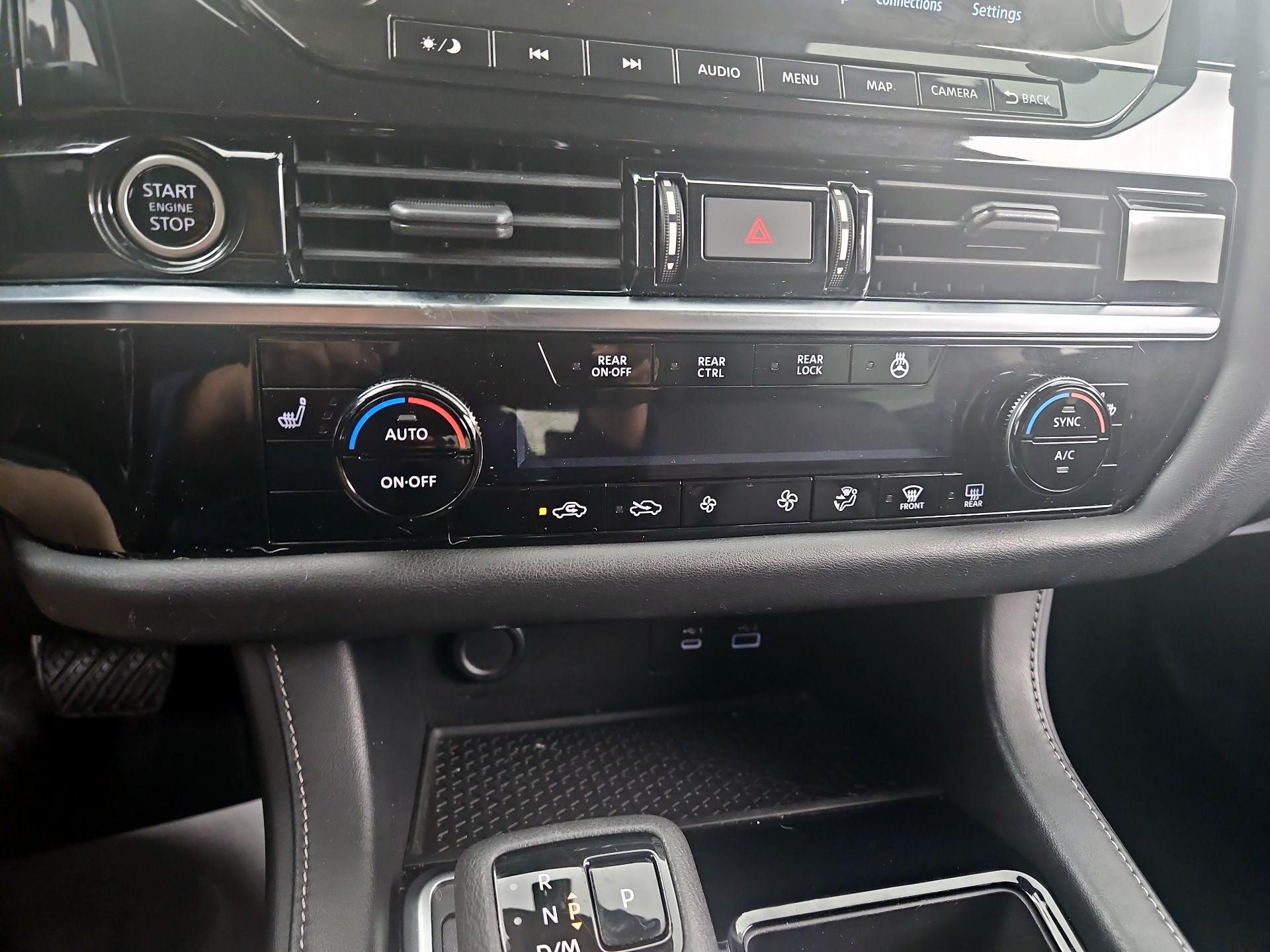 Thumbnail: 2022 Nissan Pathfinder - 17