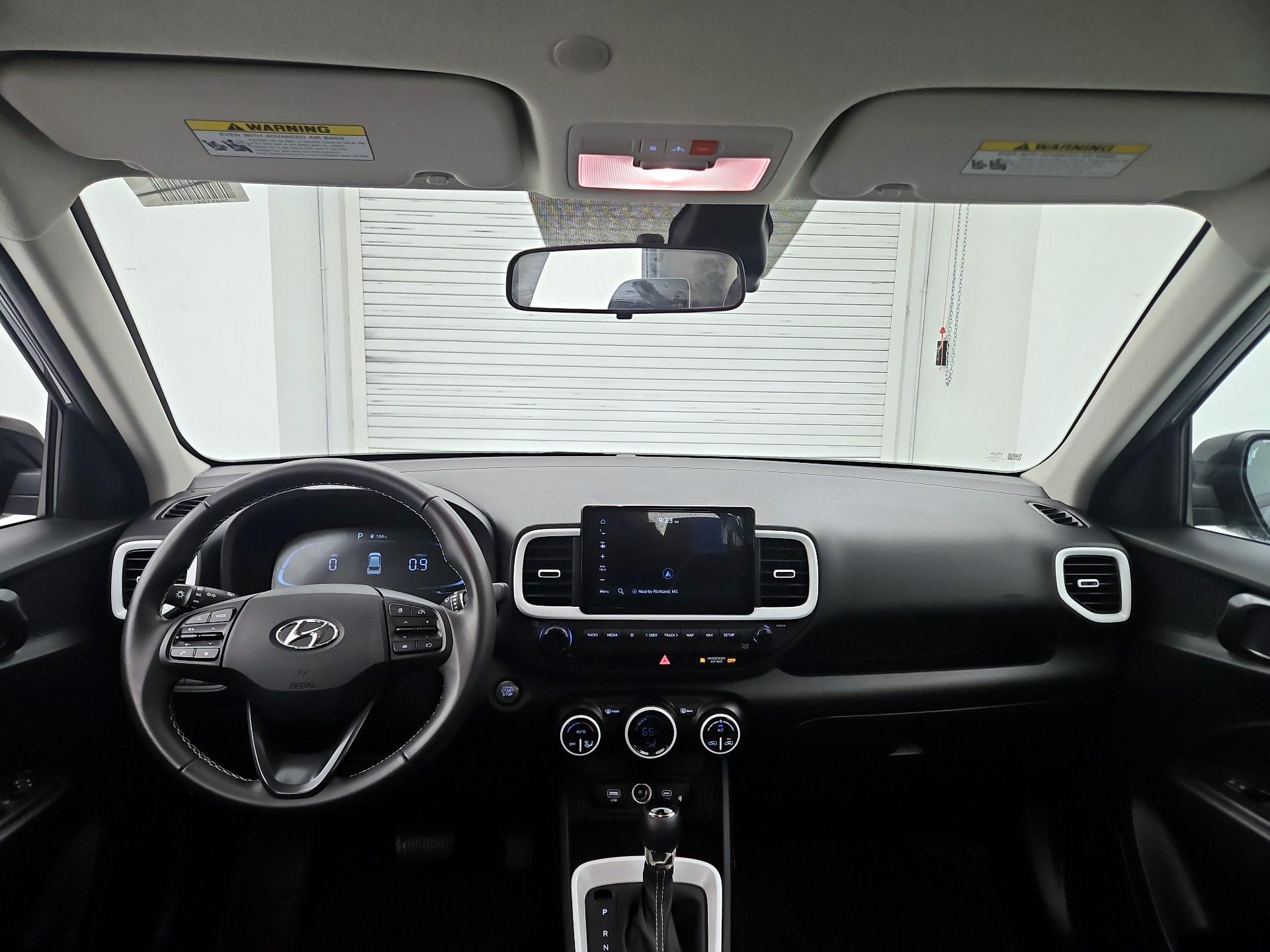 Thumbnail: 2024 Hyundai Venue - 9