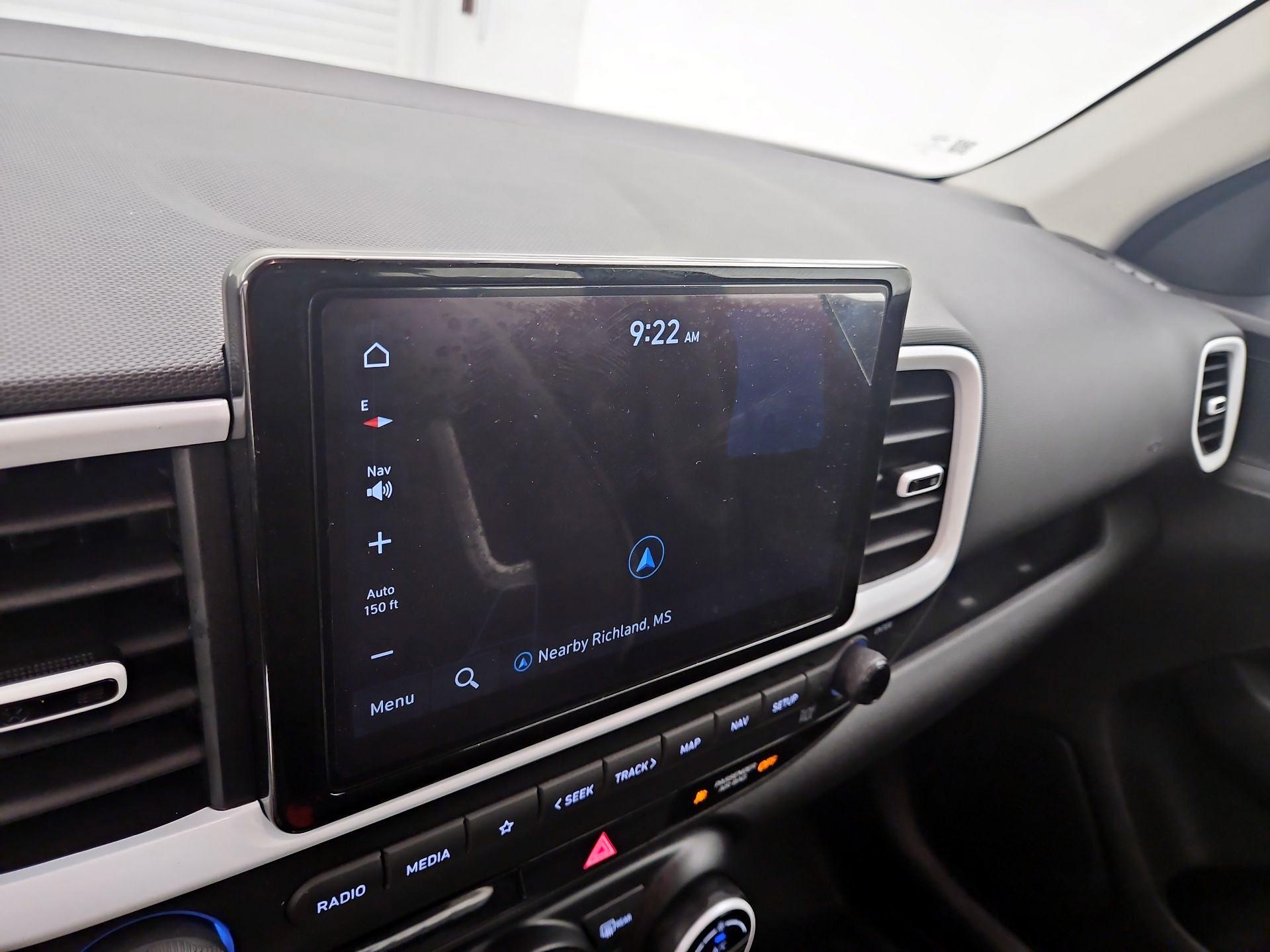 Thumbnail: 2024 Hyundai Venue - 14