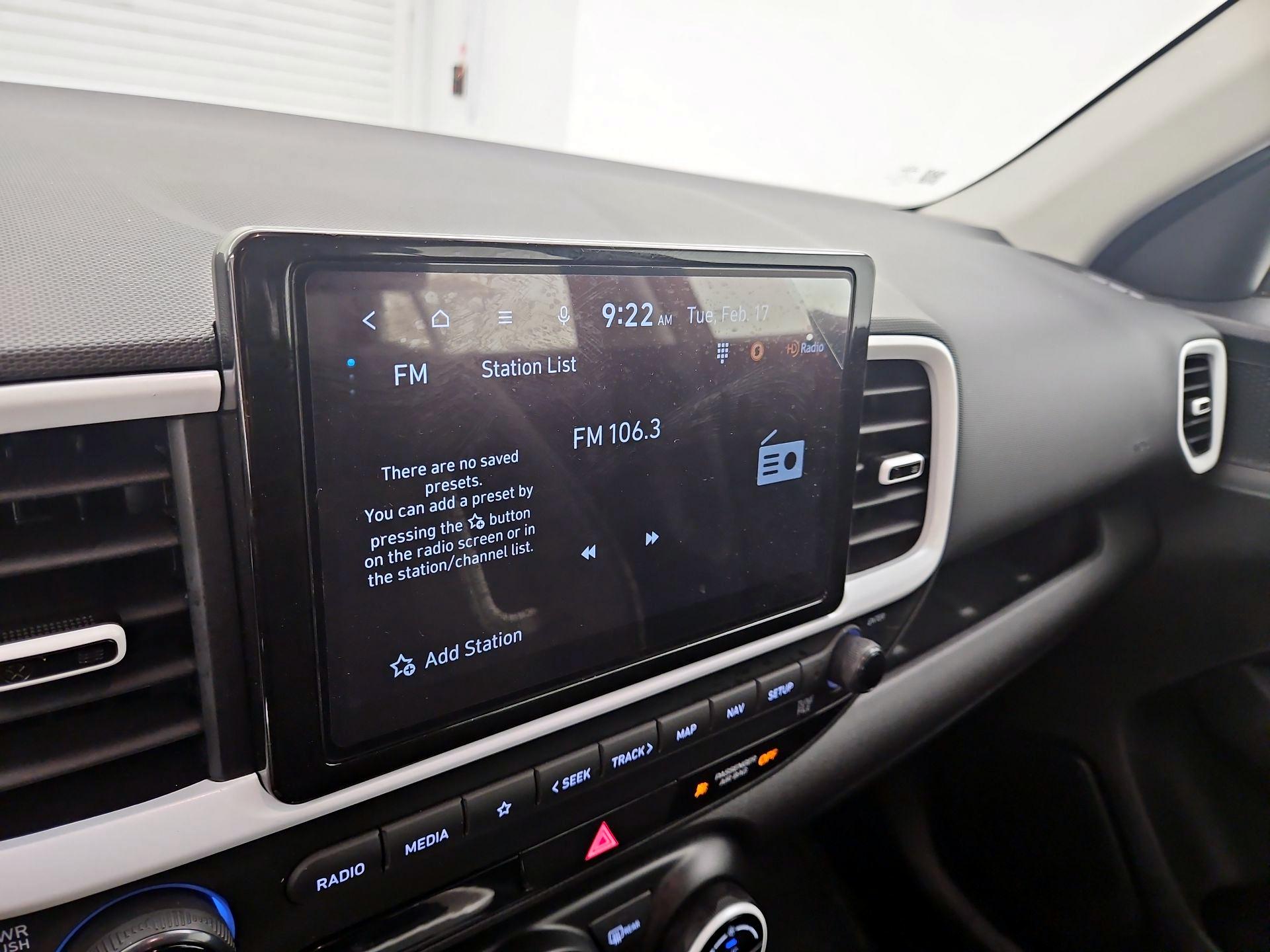 Thumbnail: 2024 Hyundai Venue - 16