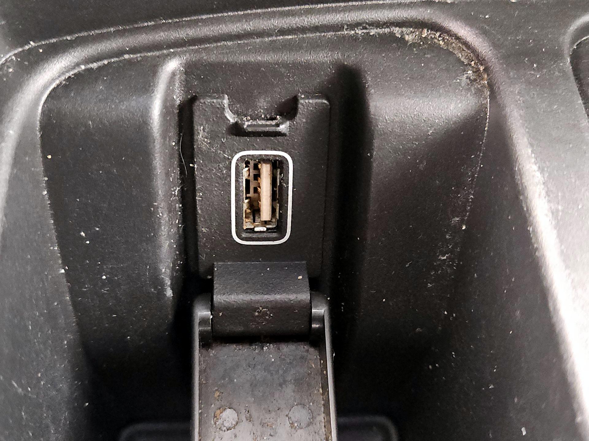 Thumbnail: 2021 Acura RDX - 18