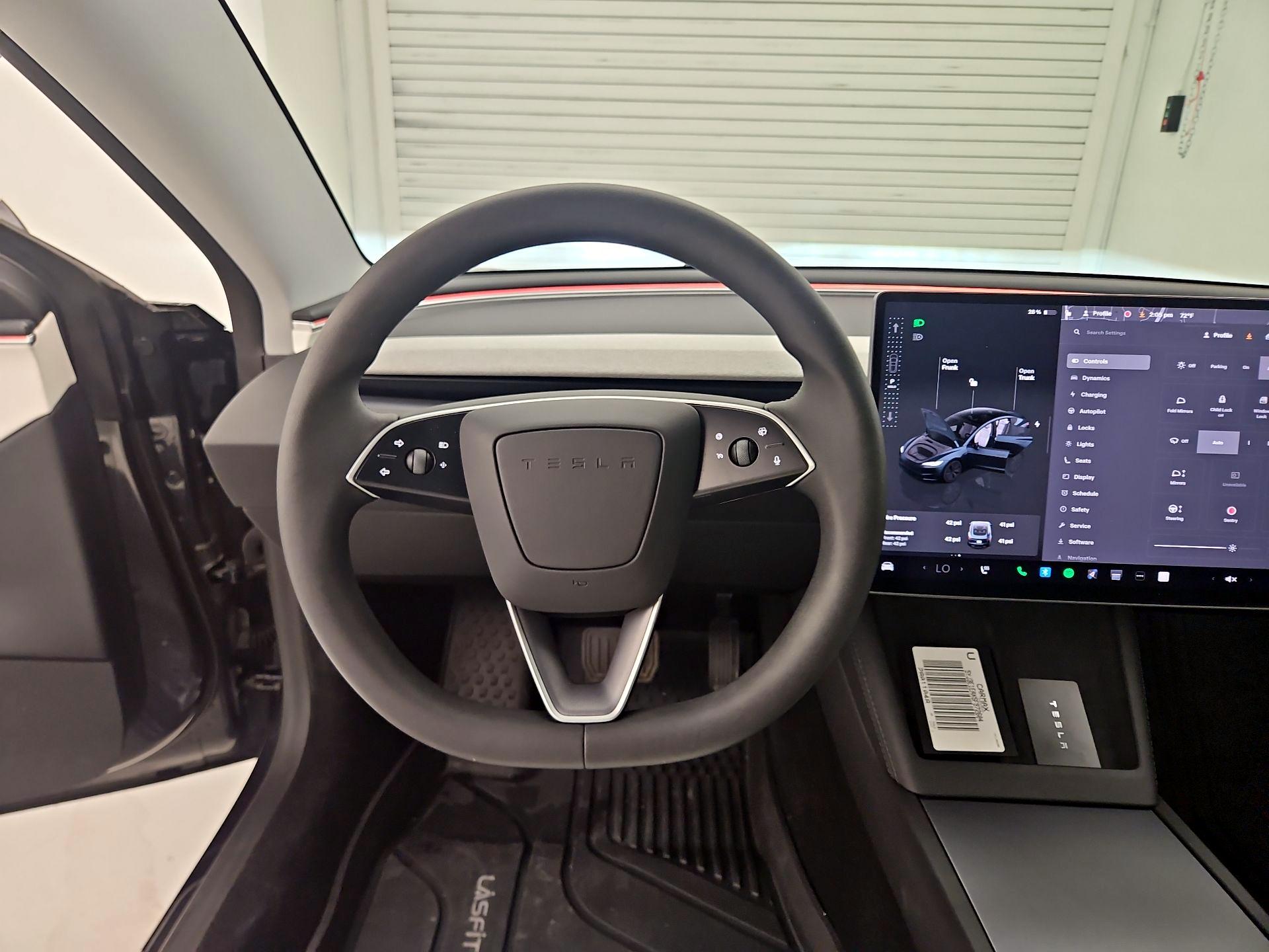Thumbnail: 2025 Tesla Model 3 - 10