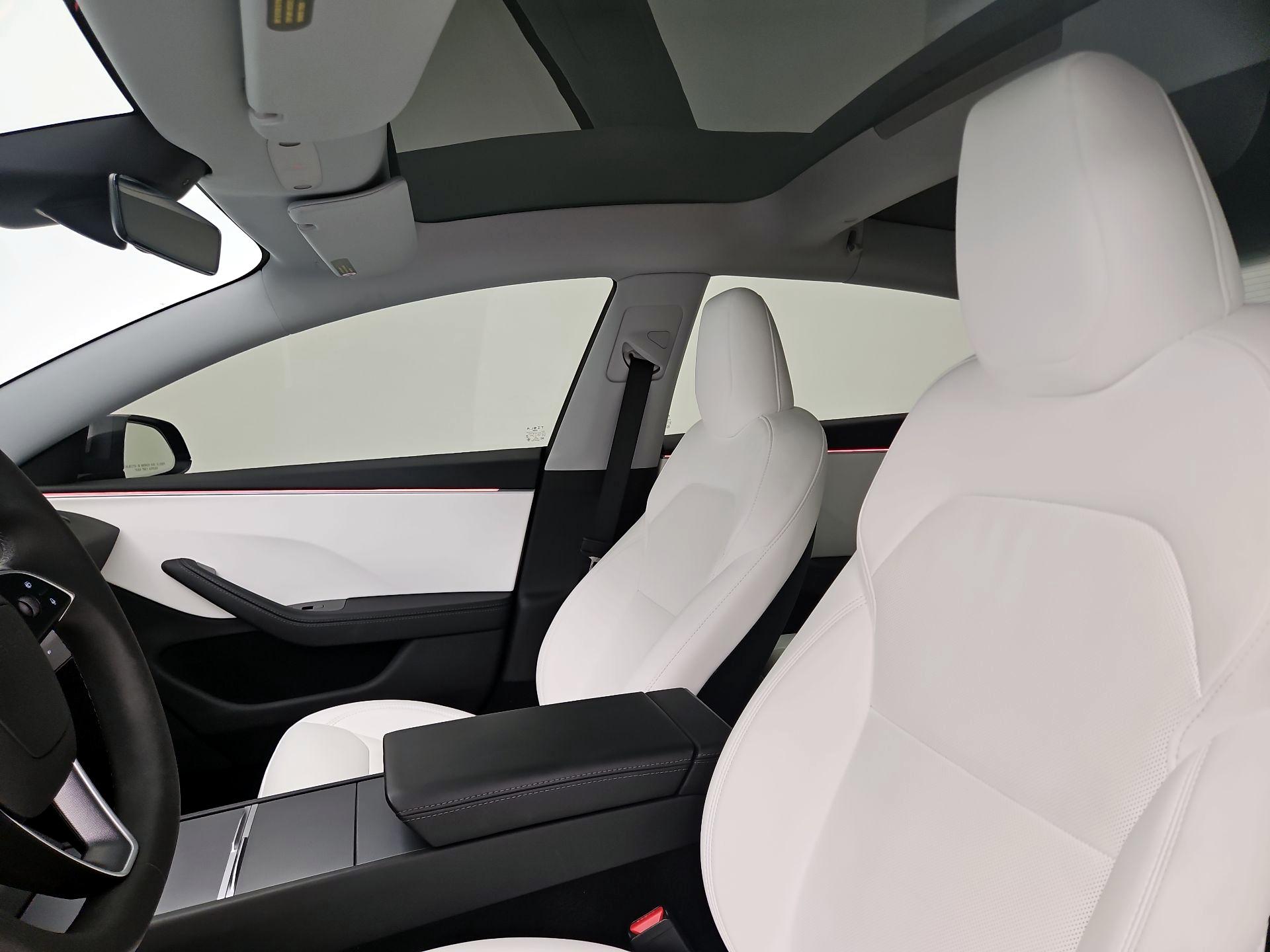 Thumbnail: 2025 Tesla Model 3 - 18