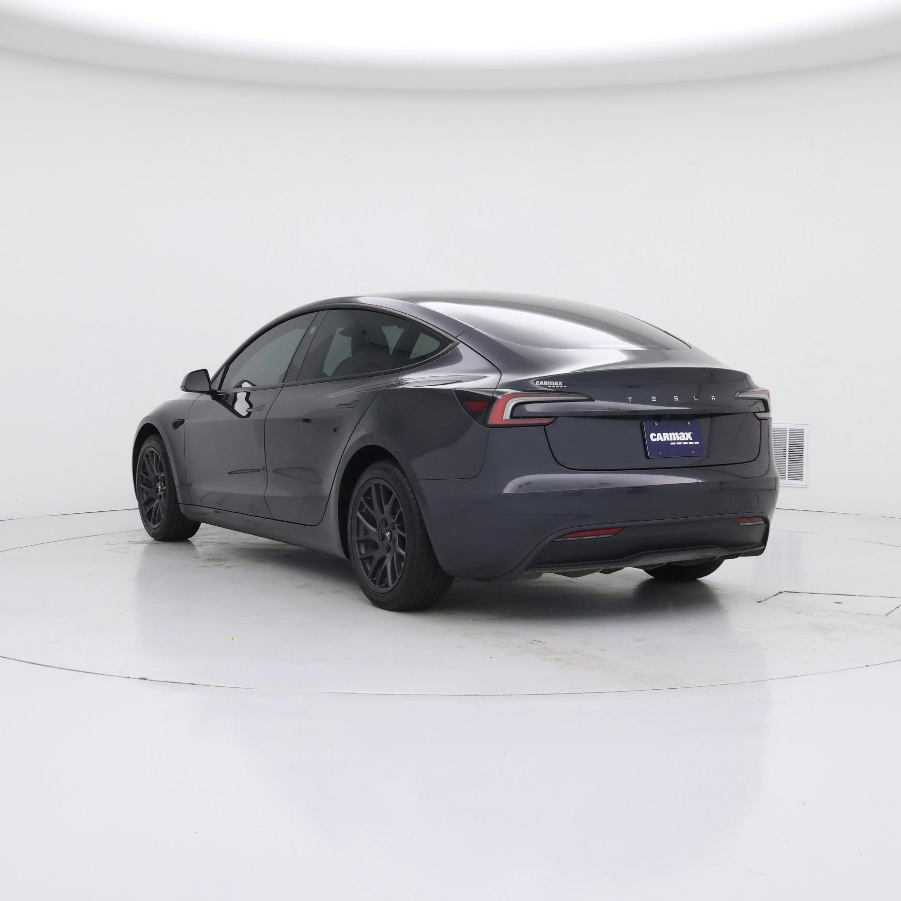 Thumbnail: 2025 Tesla Model 3 - 2