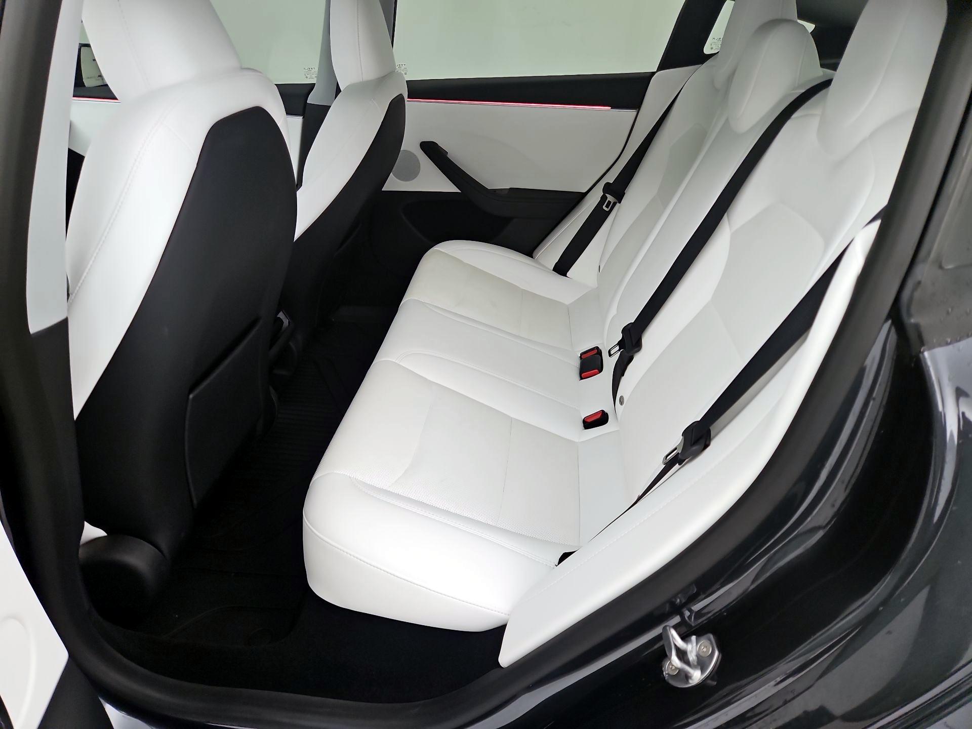 Thumbnail: 2025 Tesla Model 3 - 19