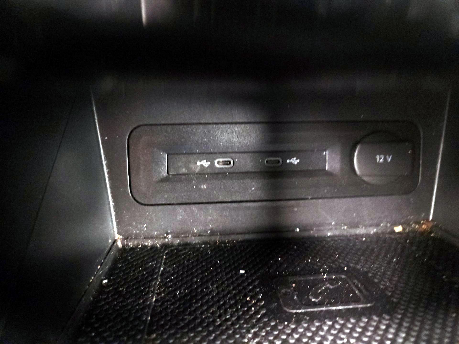 Thumbnail: 2021 Volkswagen Atlas - 19