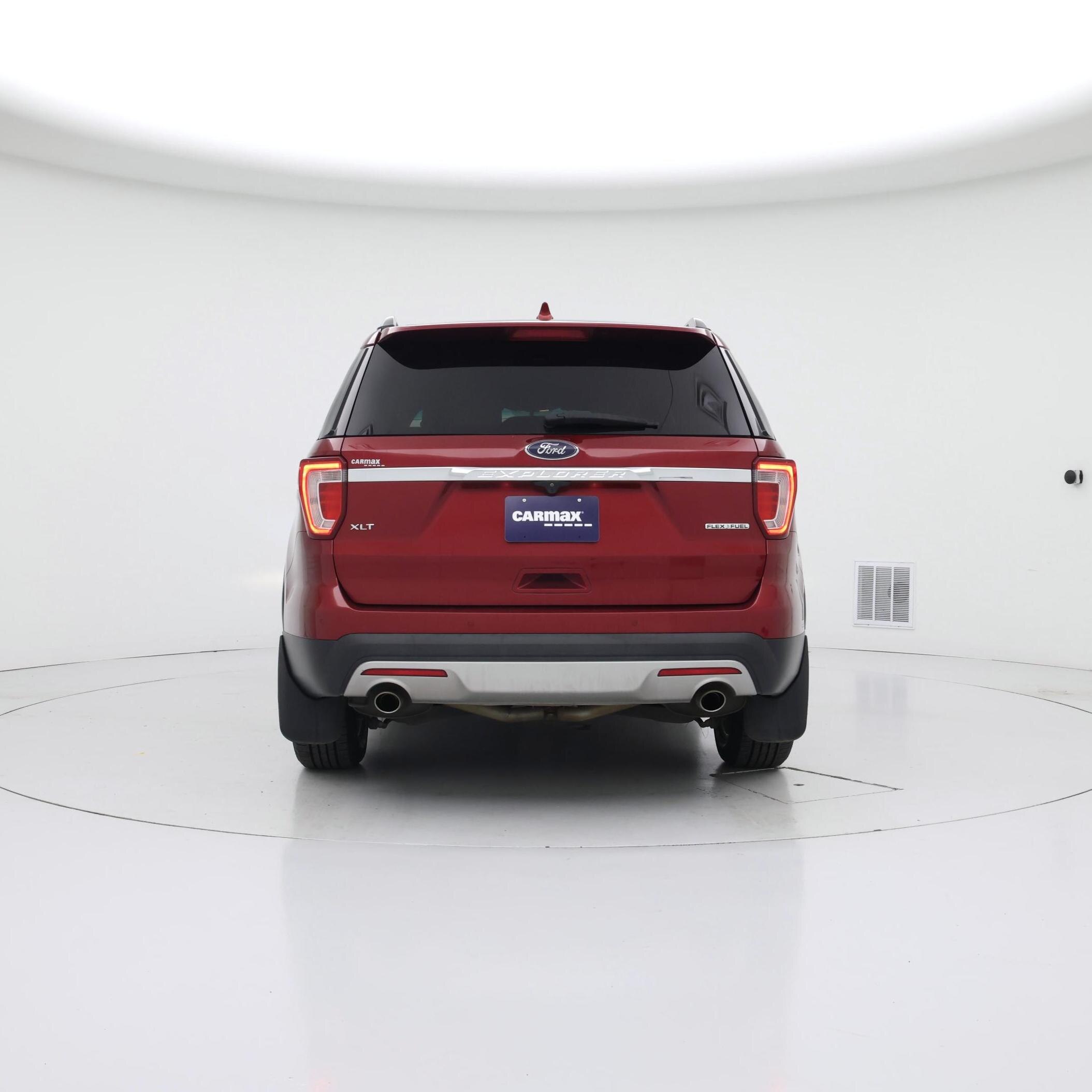Thumbnail: 2016 Ford Explorer - 6