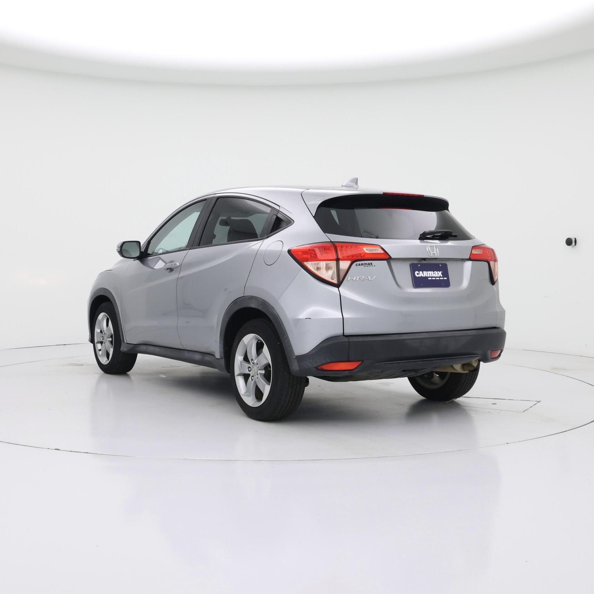 Thumbnail: 2017 Honda HR-V - 2