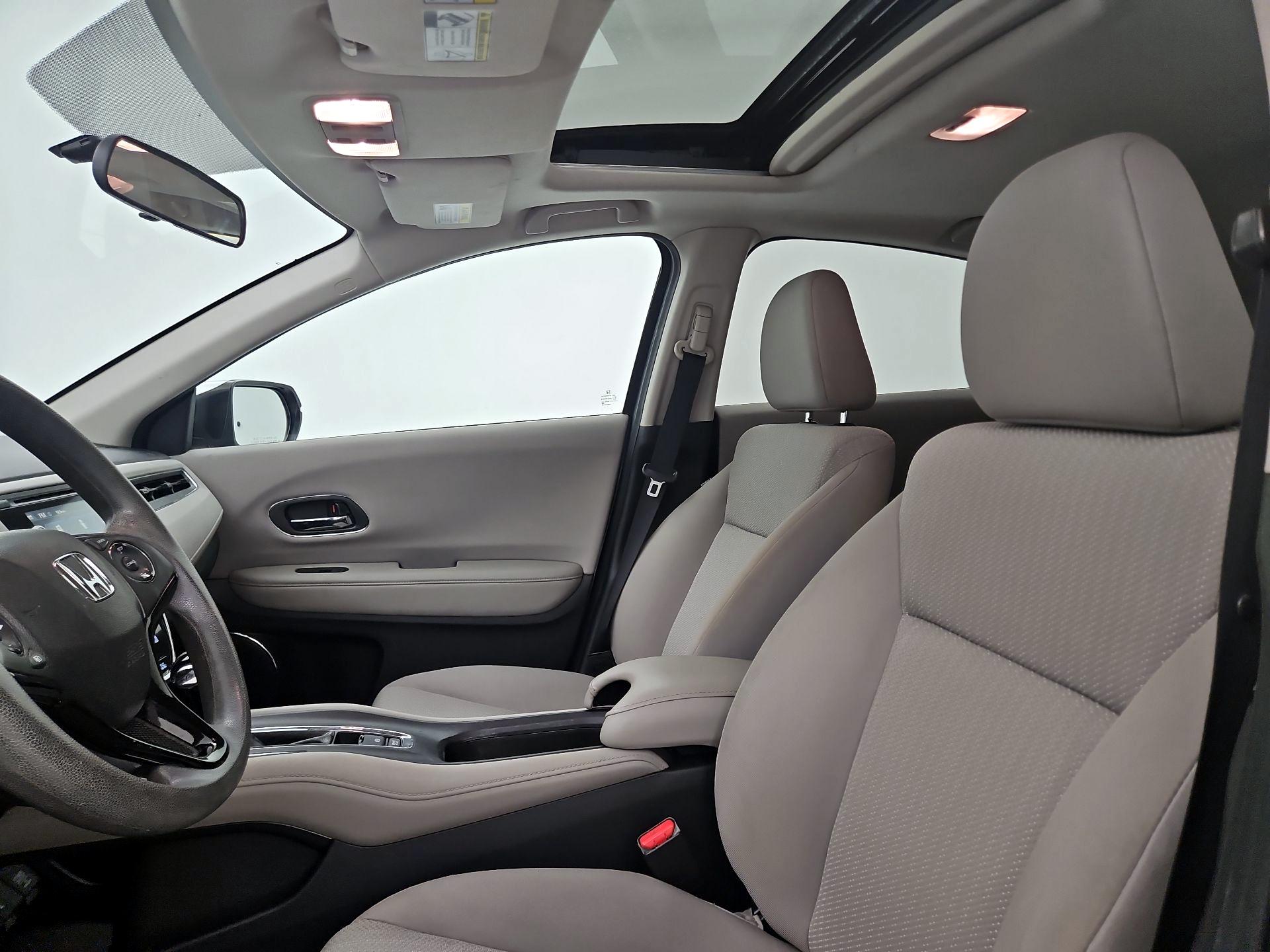 Thumbnail: 2017 Honda HR-V - 19