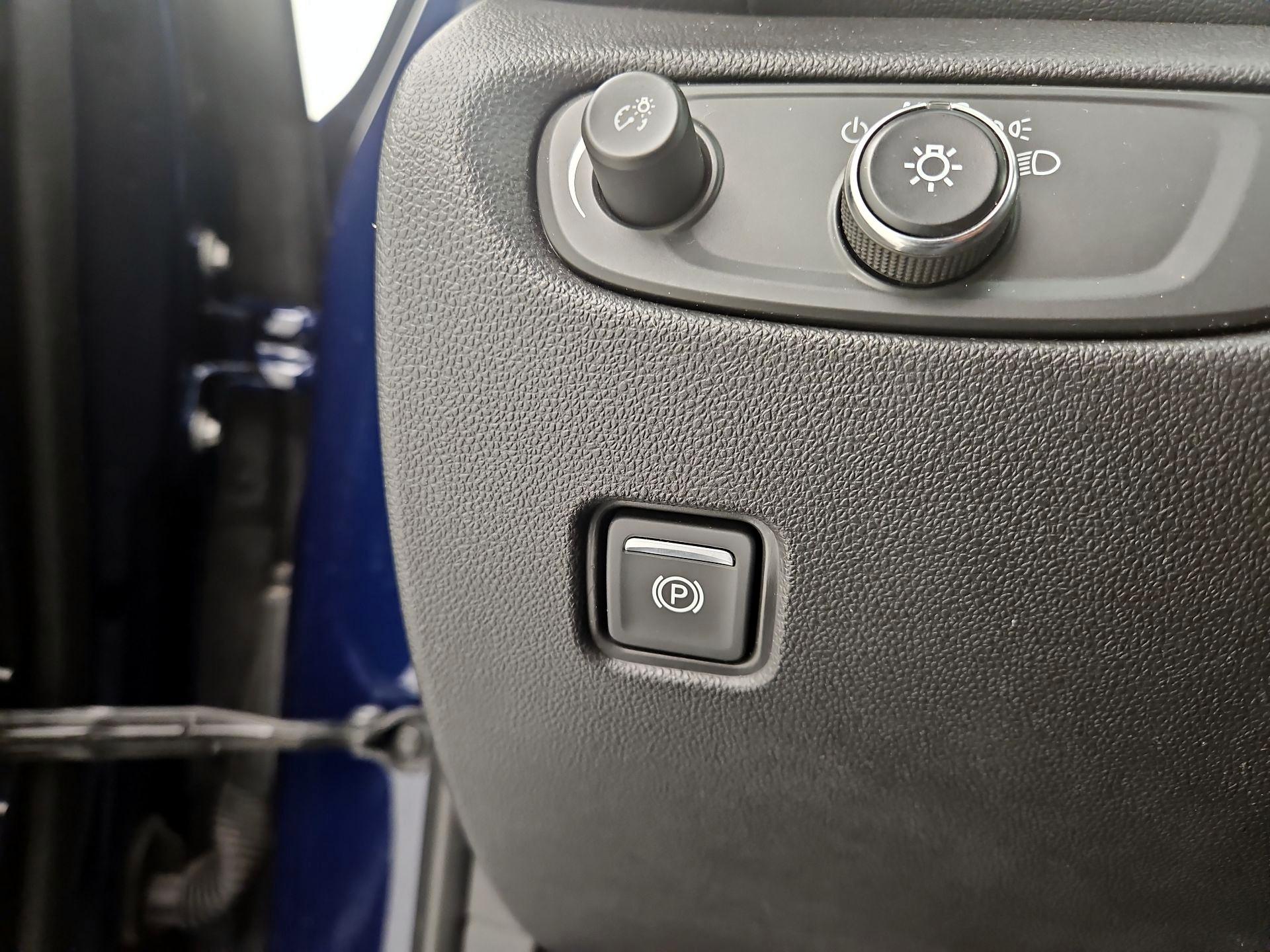 Thumbnail: 2022 Chevrolet Blazer - 13