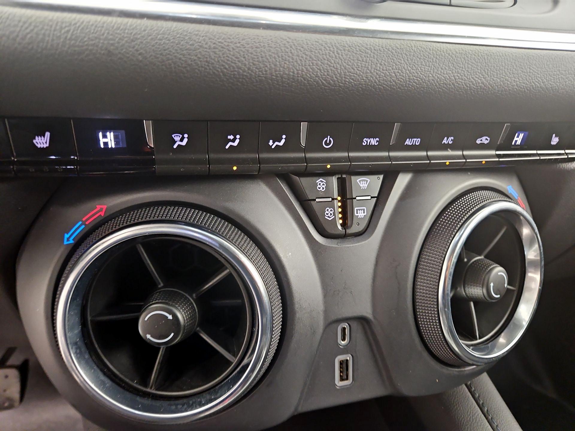 Thumbnail: 2022 Chevrolet Blazer - 16