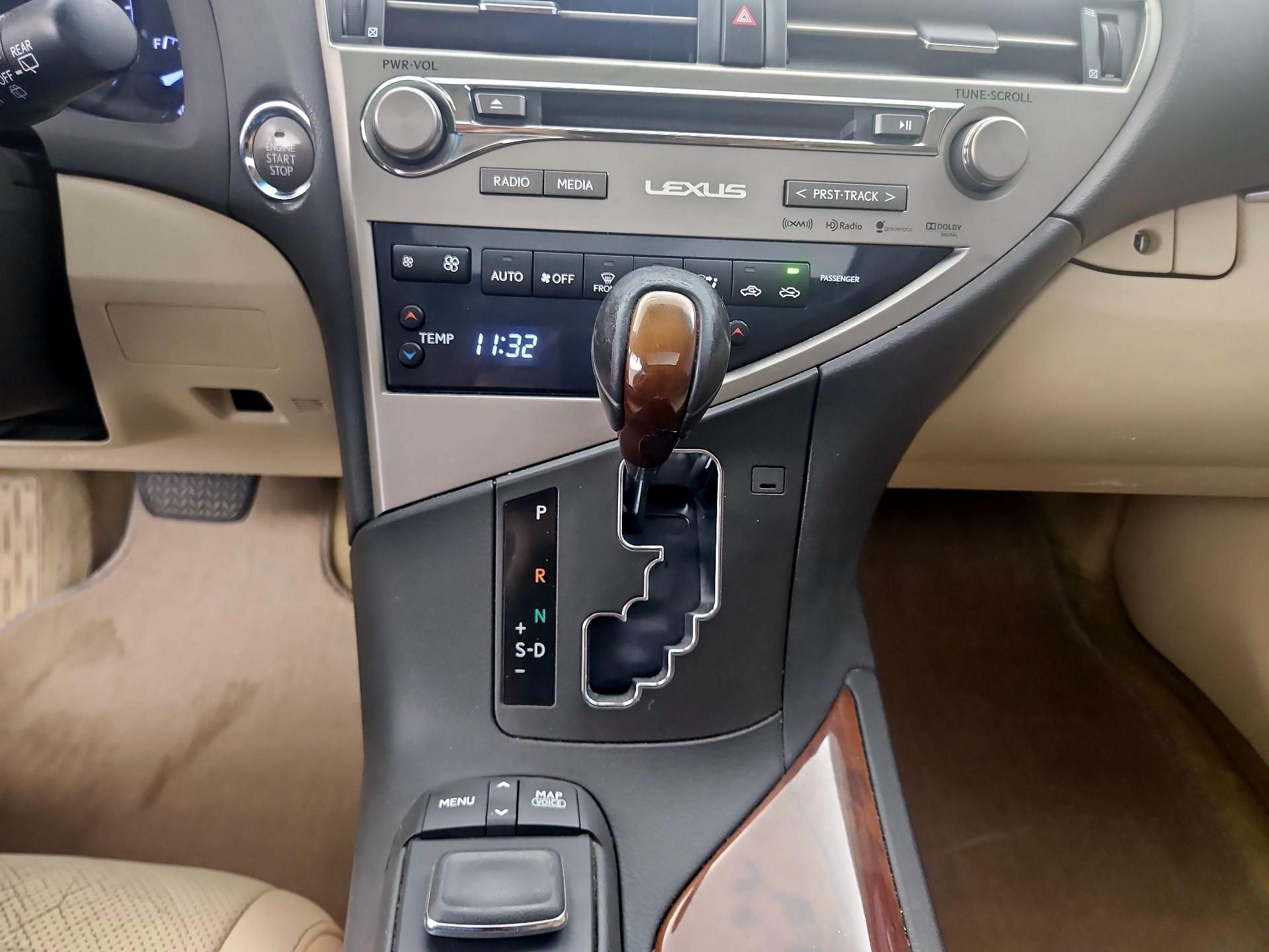 Thumbnail: 2015 Lexus RX - 18