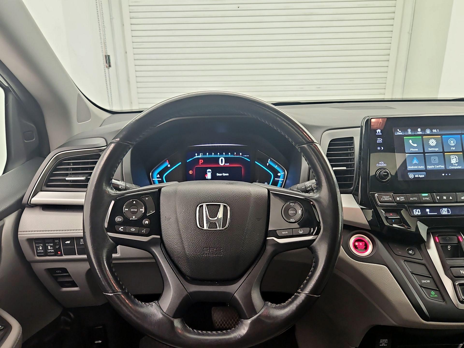 Thumbnail: 2018 Honda Odyssey - 10