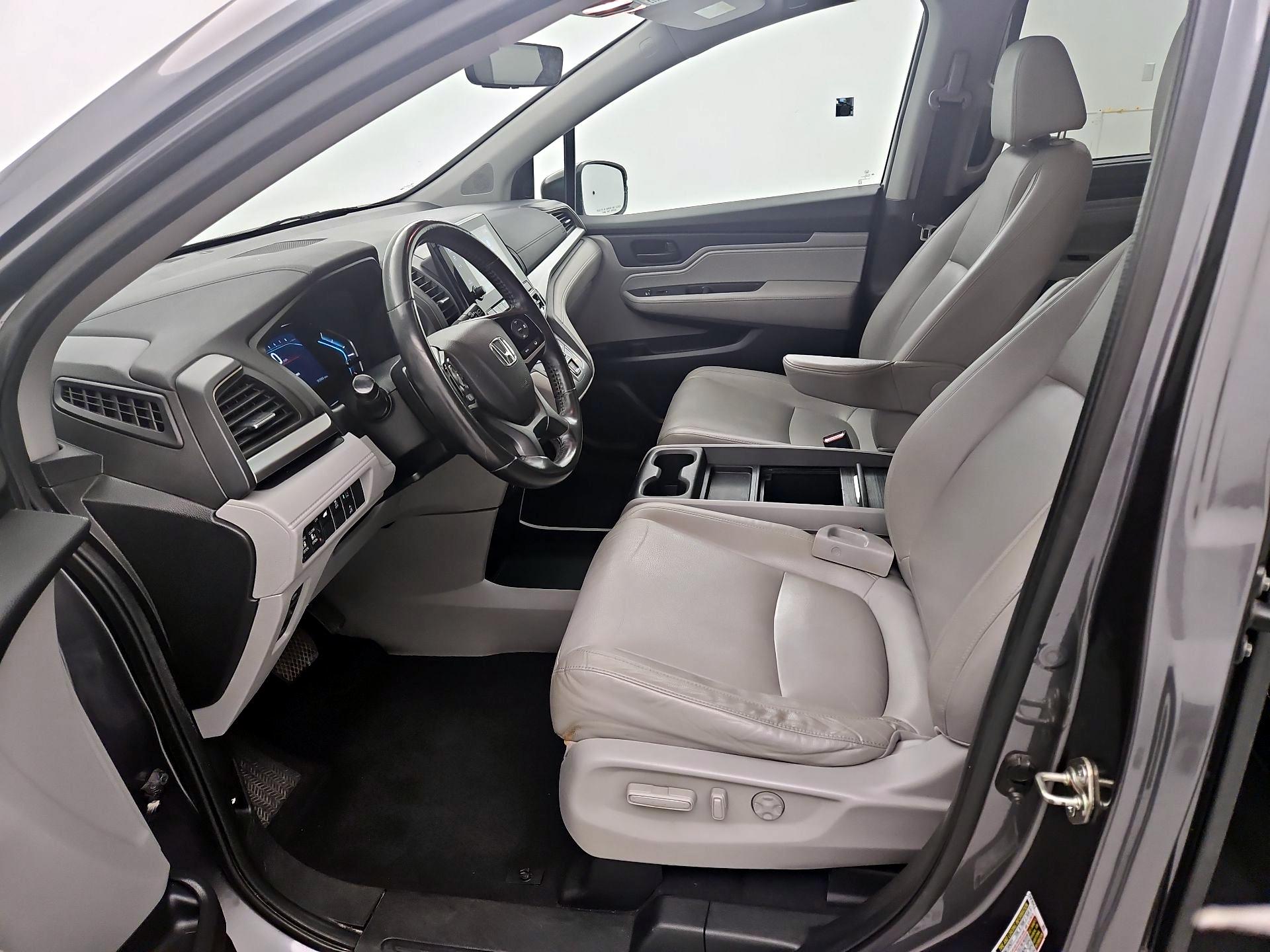 Thumbnail: 2018 Honda Odyssey - 11