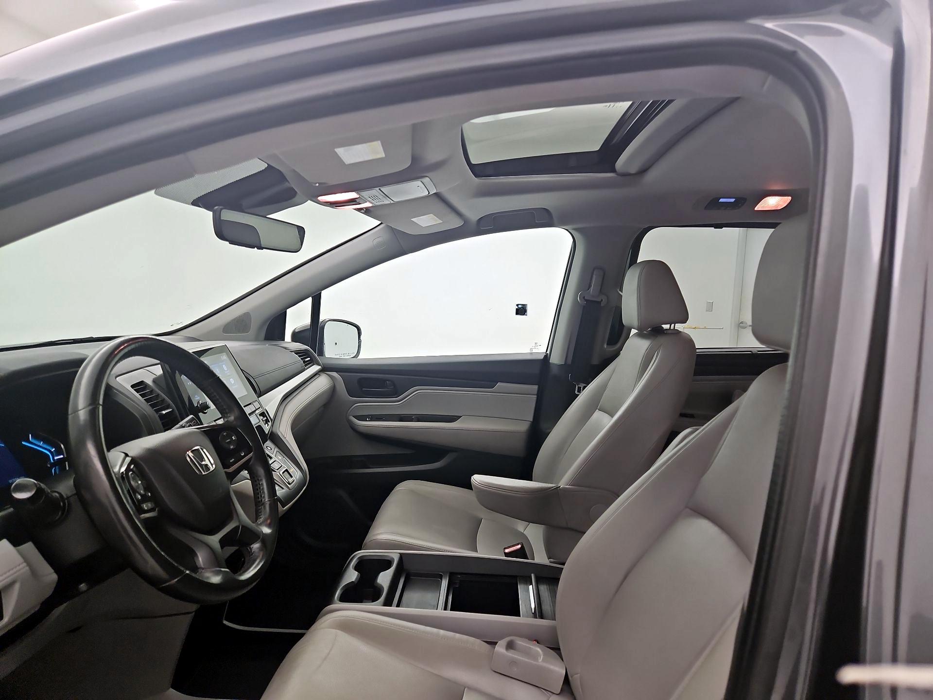 Thumbnail: 2018 Honda Odyssey - 19