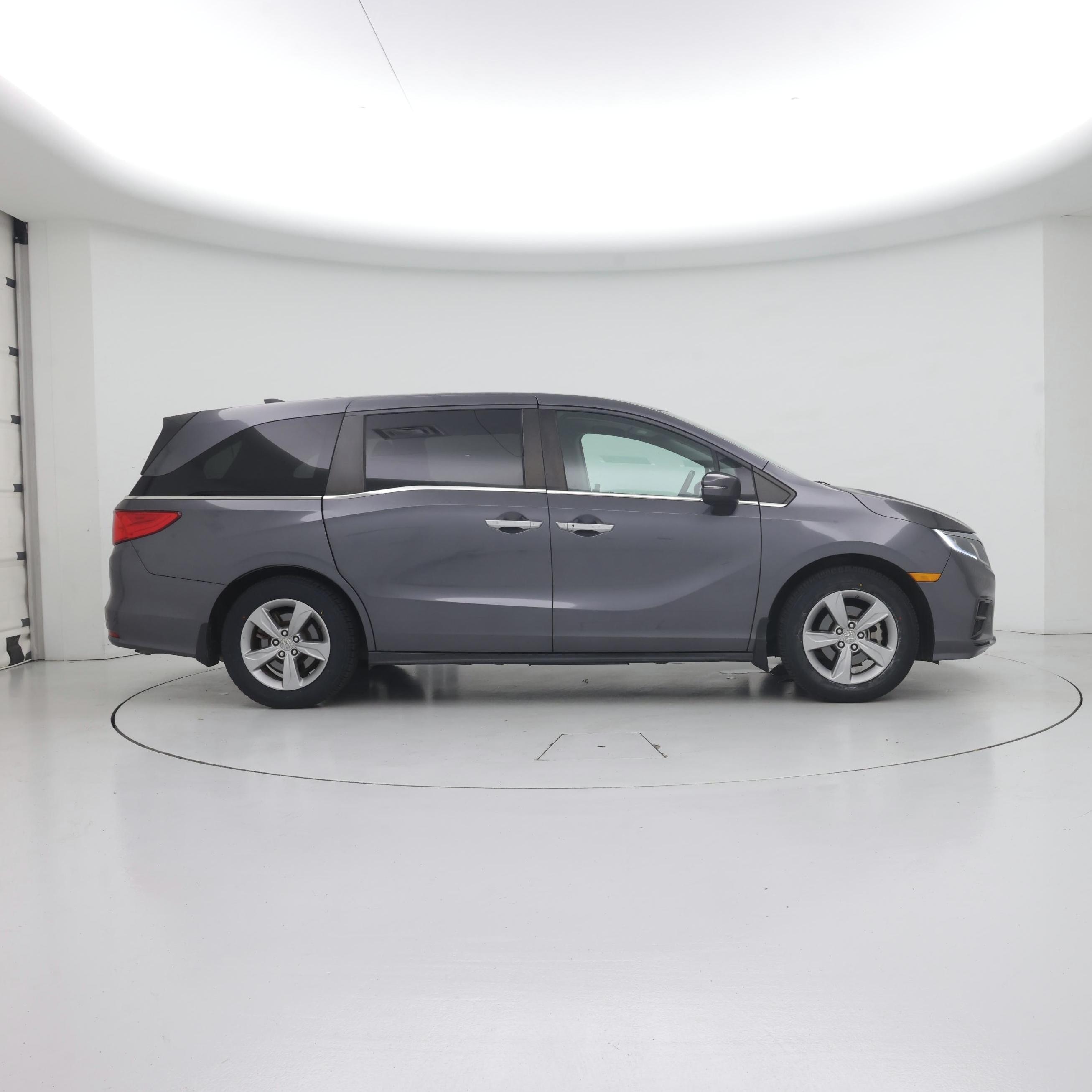 Thumbnail: 2018 Honda Odyssey - 7