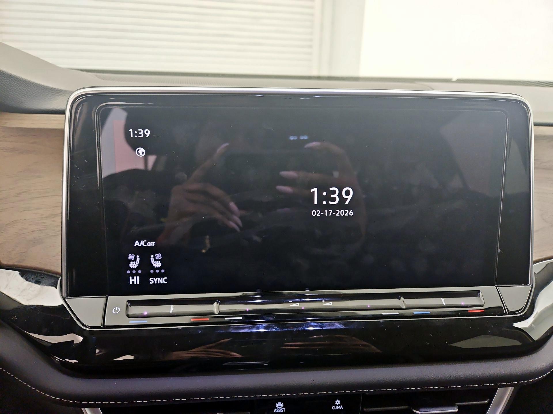 Thumbnail: 2025 Volkswagen Atlas - 17