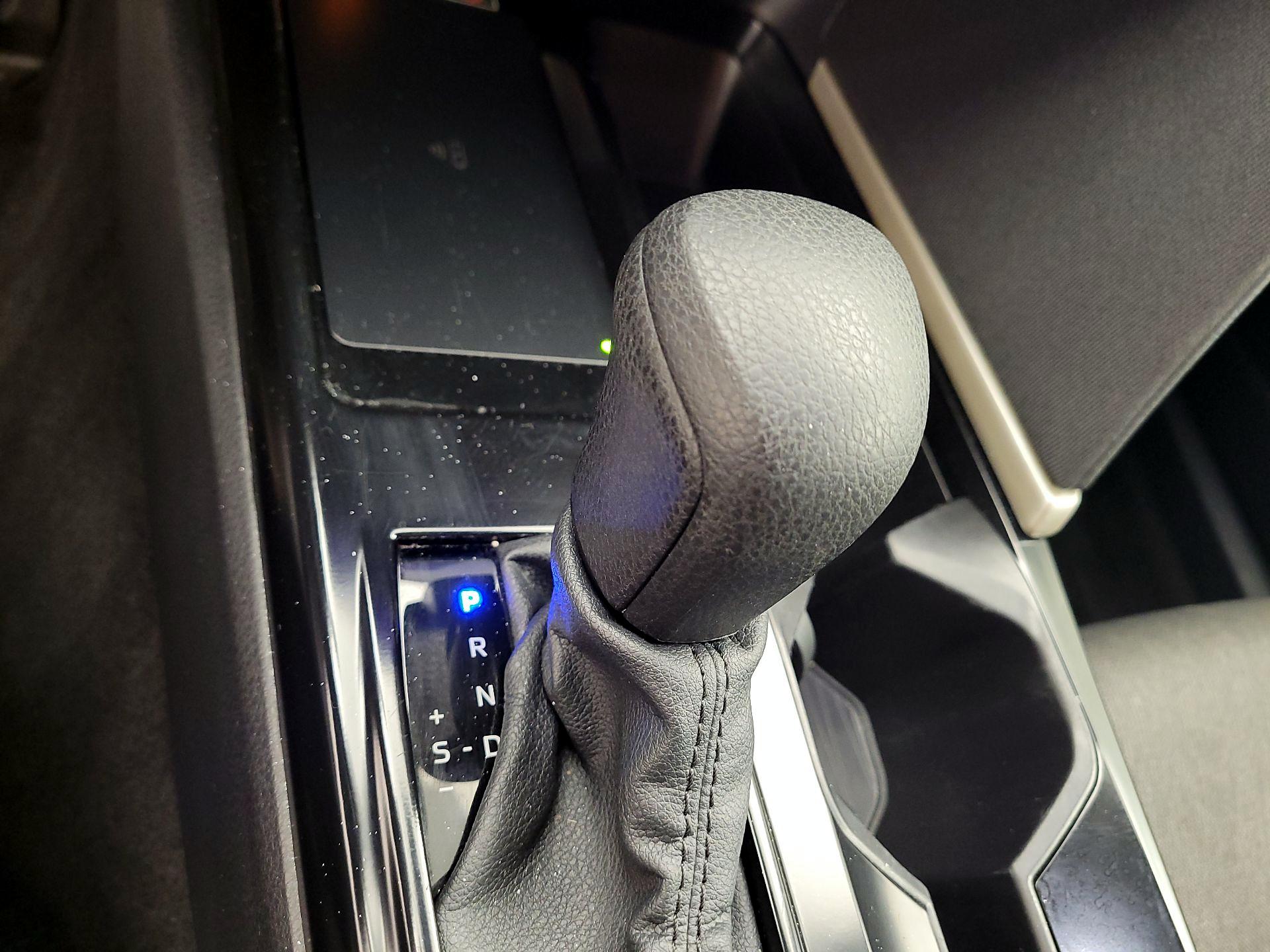 Thumbnail: 2025 Toyota Camry - 15